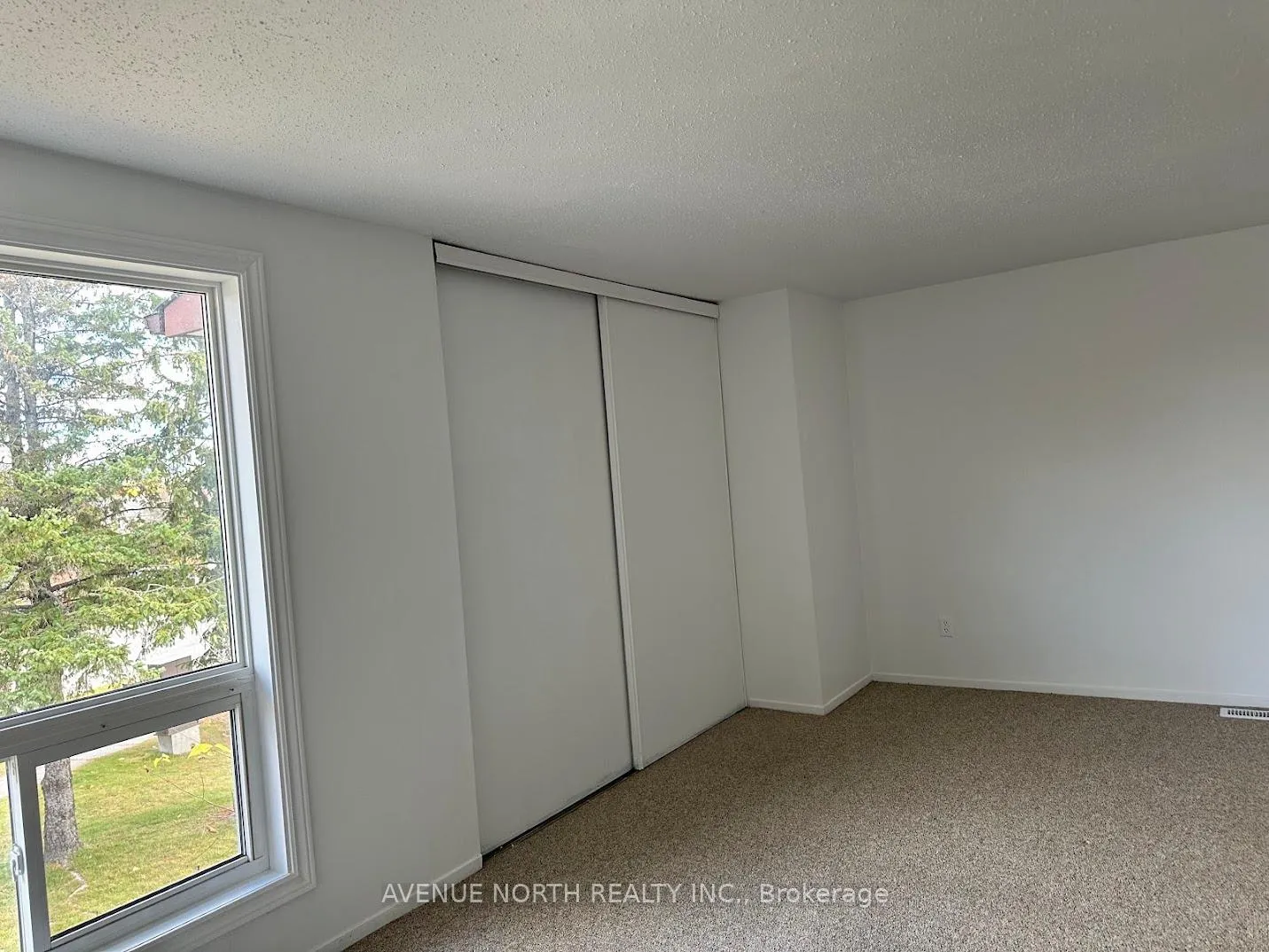 Photo 23 of Unit 65, 1787 Dondale Street, Ottawa, Pineview — HOMEH