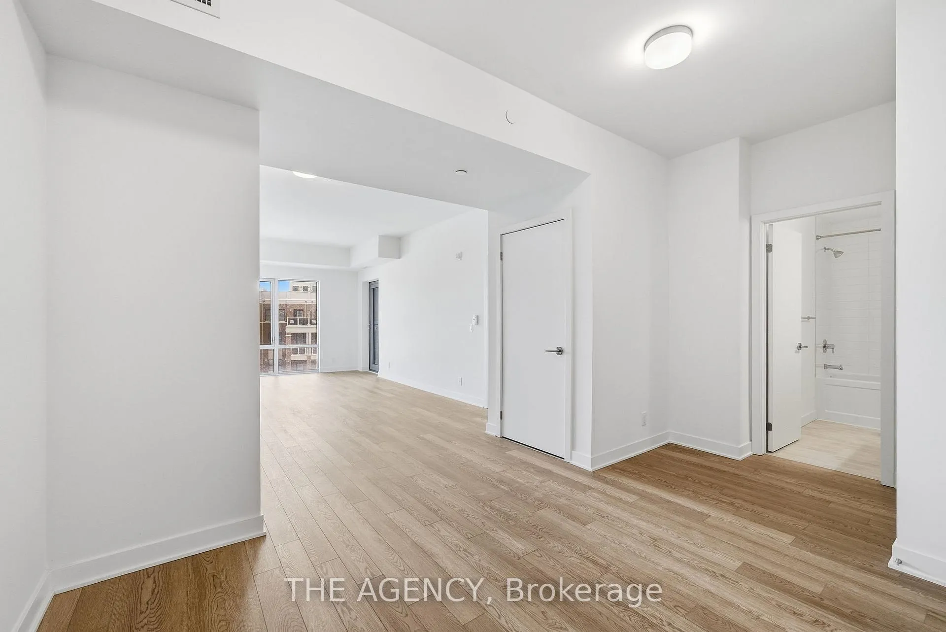 Photo 6 of Unit 316, 51 Clarington Boulevard, Clarington, Bowmanville — HOMEH