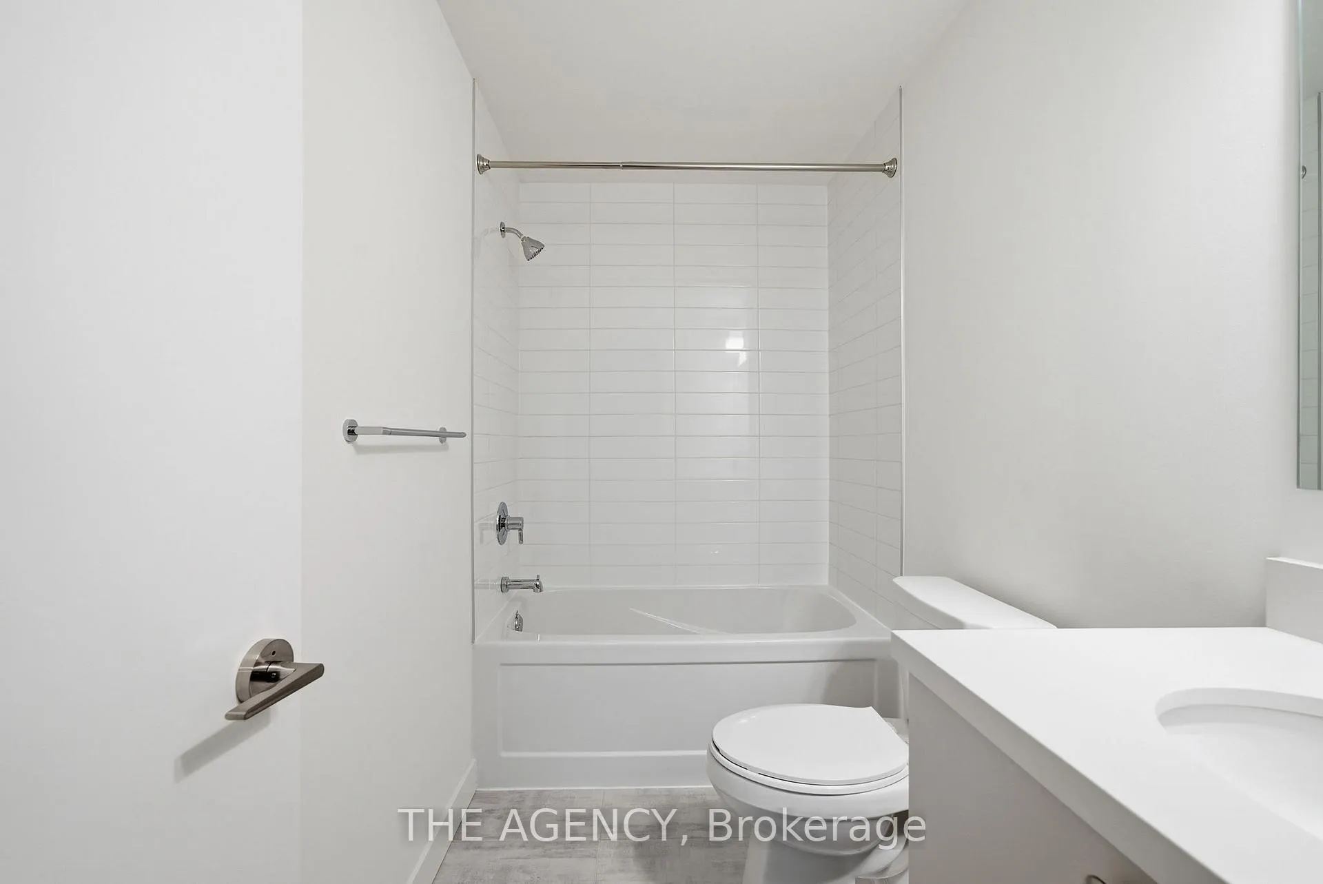Photo 7 of Unit 316, 51 Clarington Boulevard, Clarington, Bowmanville — HOMEH