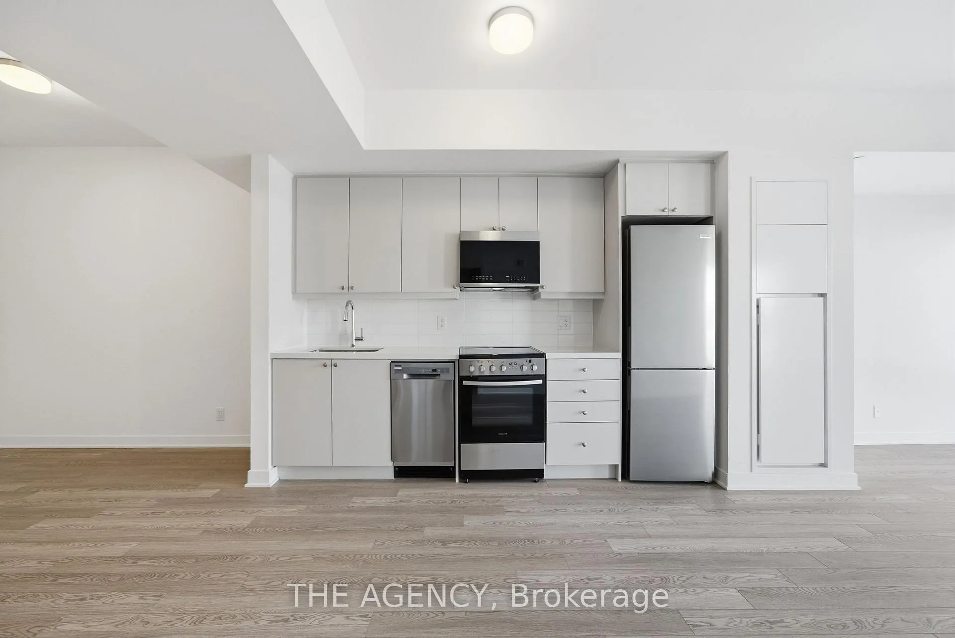 Photo 11 of Unit 316, 51 Clarington Boulevard, Clarington, Bowmanville — HOMEH