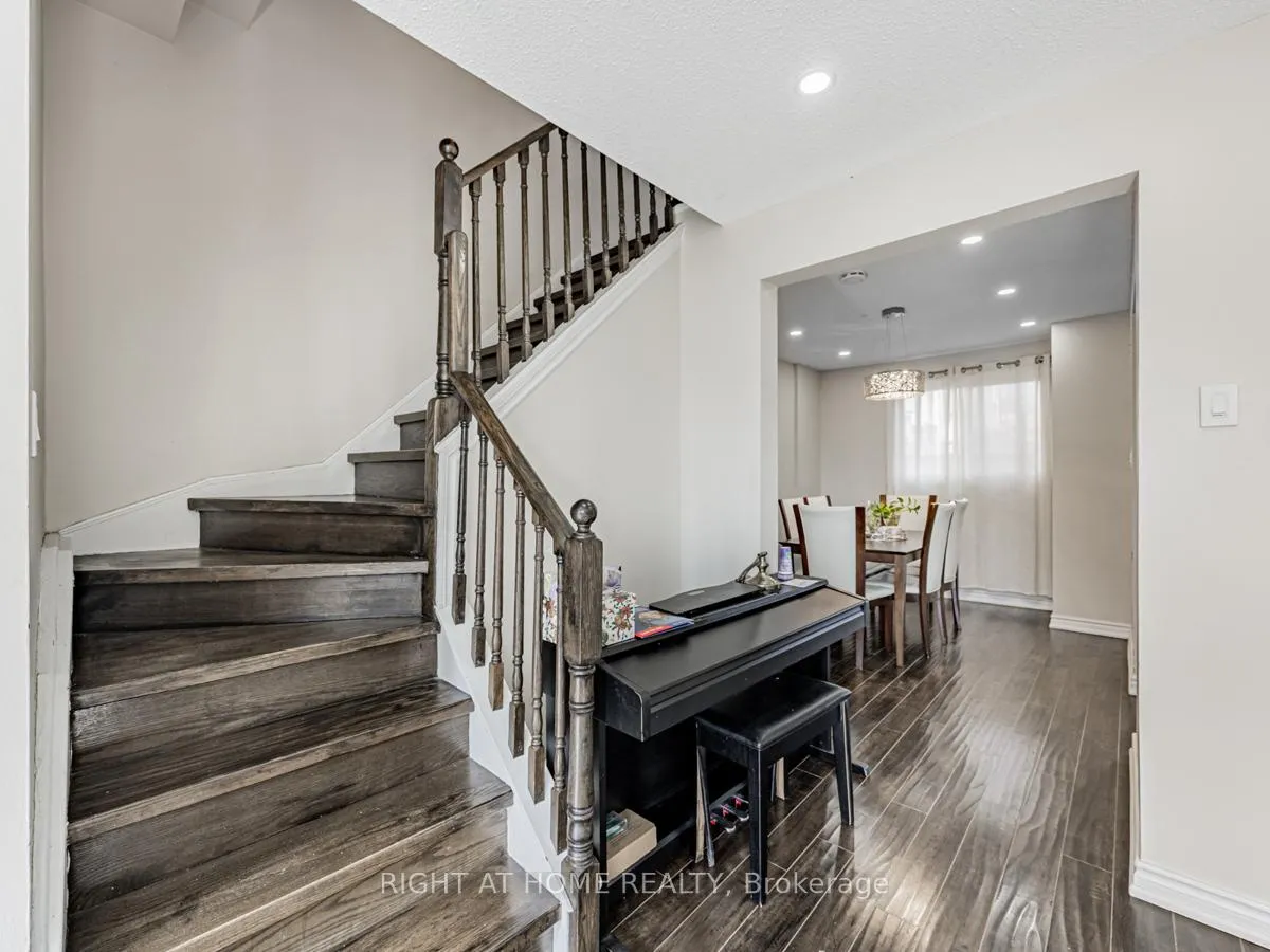 Photo 12 of Unit 18, 1230 Radom Street N, Pickering, Bay Ridges — HOMEH