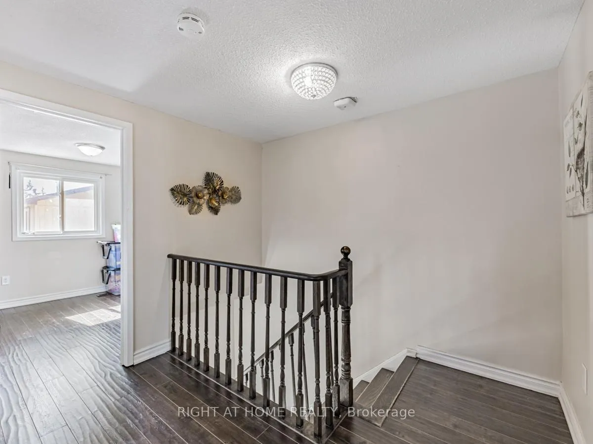 Photo 14 of Unit 18, 1230 Radom Street N, Pickering, Bay Ridges — HOMEH