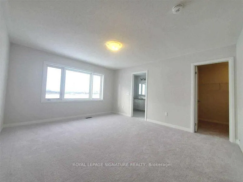 Photo 12 of 72 Freedom Crescent, Hamilton, Mount Hope — HOMEH