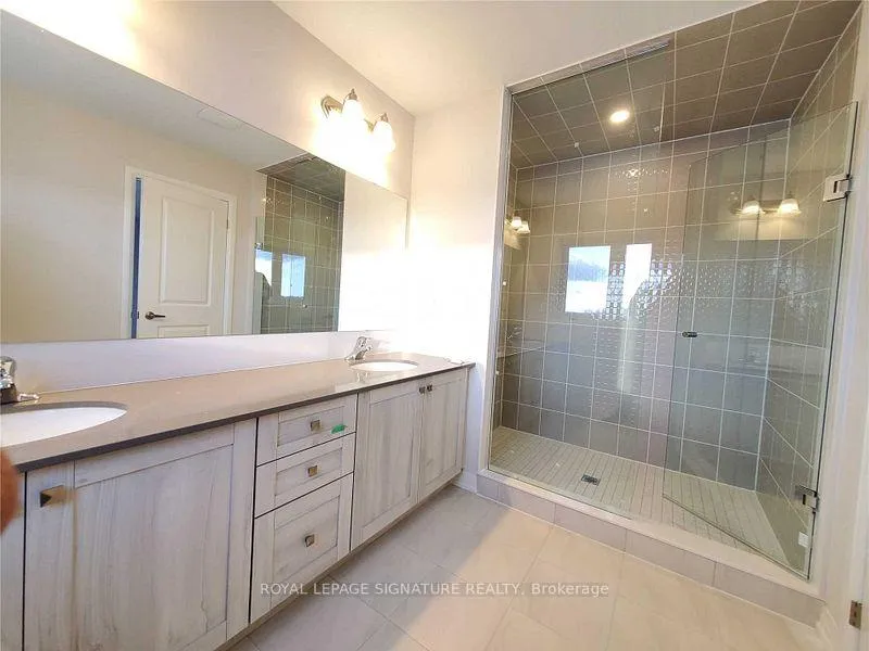 Photo 14 of 72 Freedom Crescent, Hamilton, Mount Hope — HOMEH