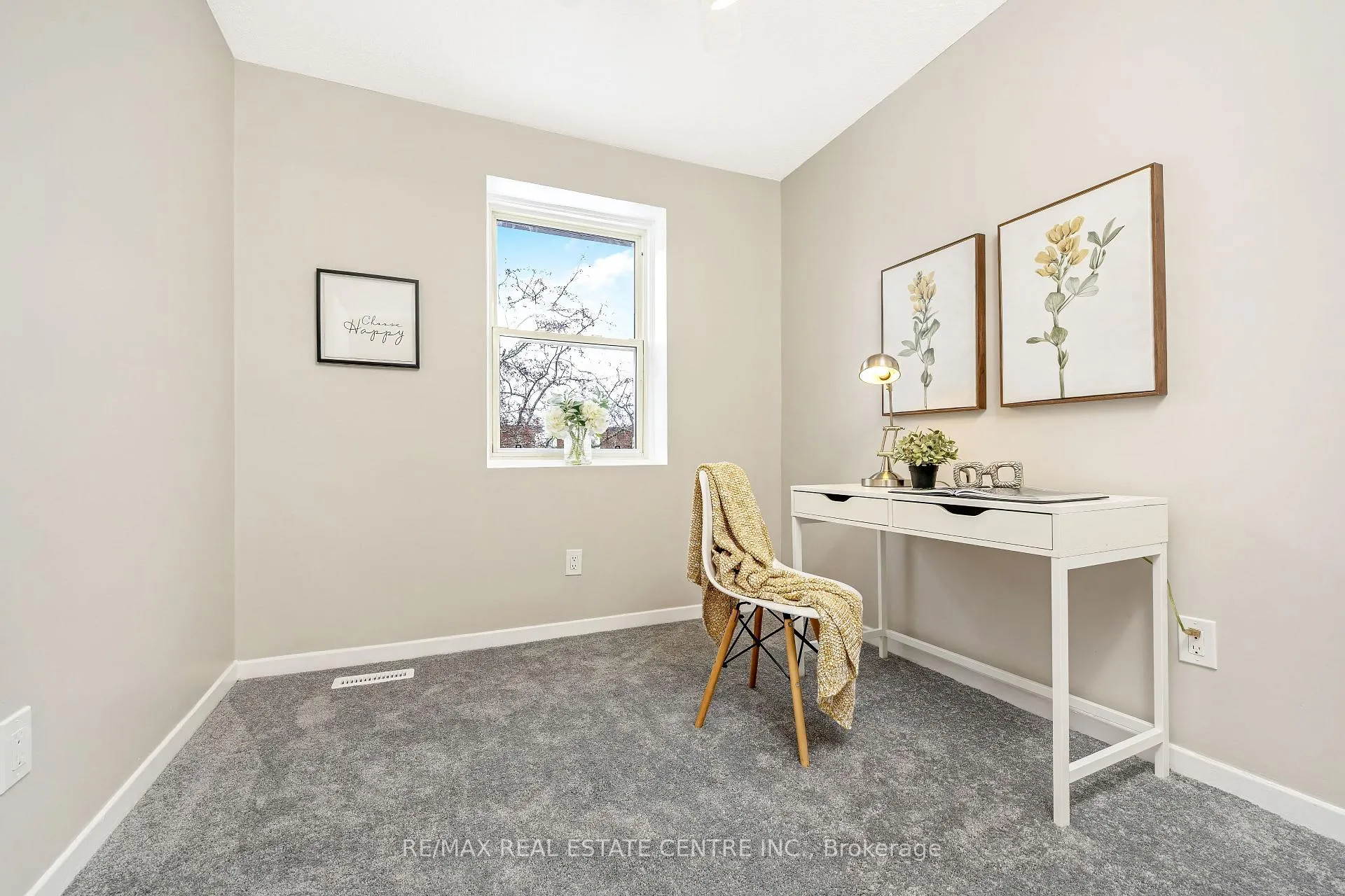 Photo 25 of Unit 51, 235 Bronte Street S, Milton, Old Milton — HOMEH