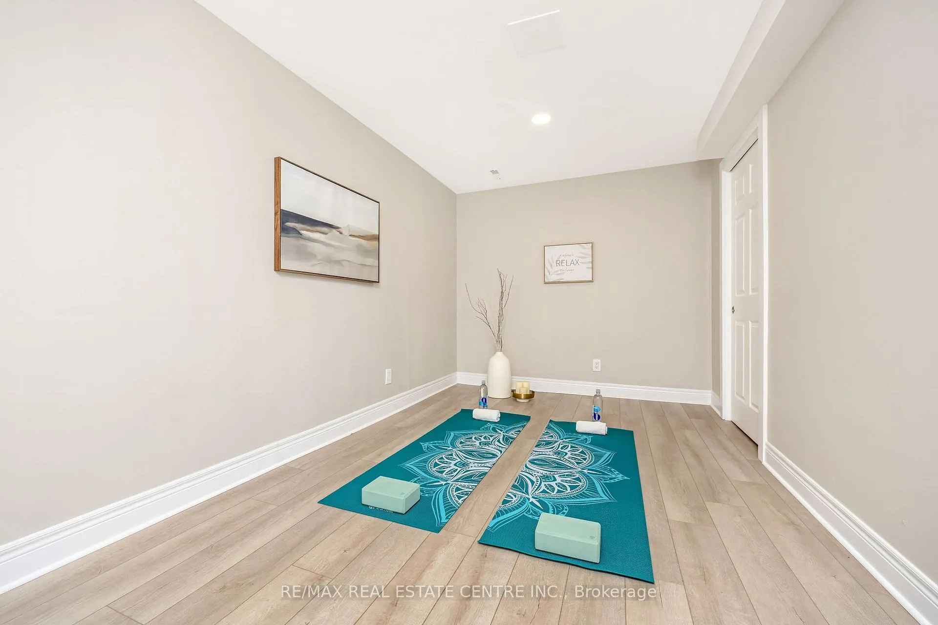 Photo 27 of Unit 51, 235 Bronte Street S, Milton, Old Milton — HOMEH