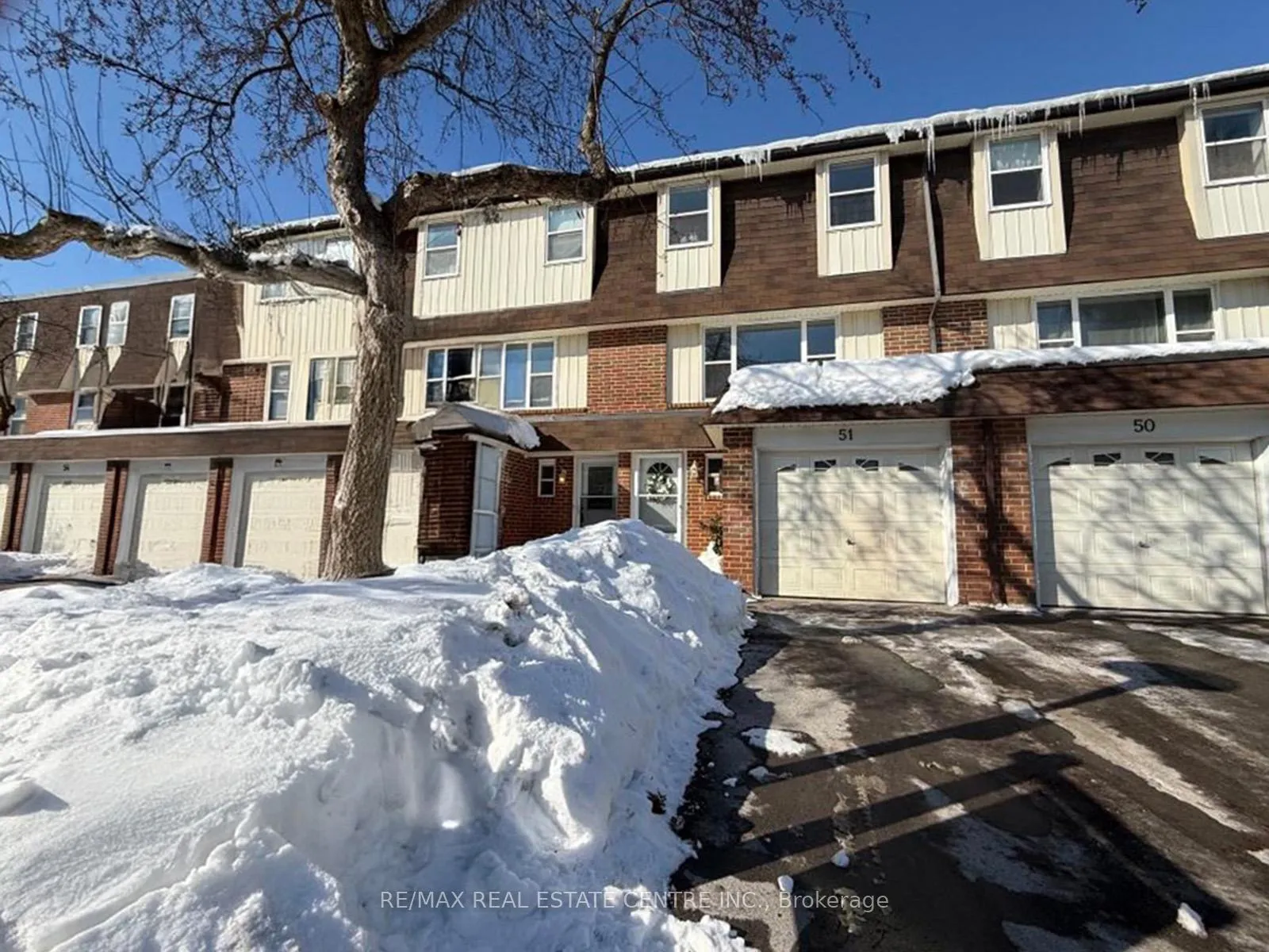 Photo 33 of Unit 51, 235 Bronte Street S, Milton, Old Milton — HOMEH