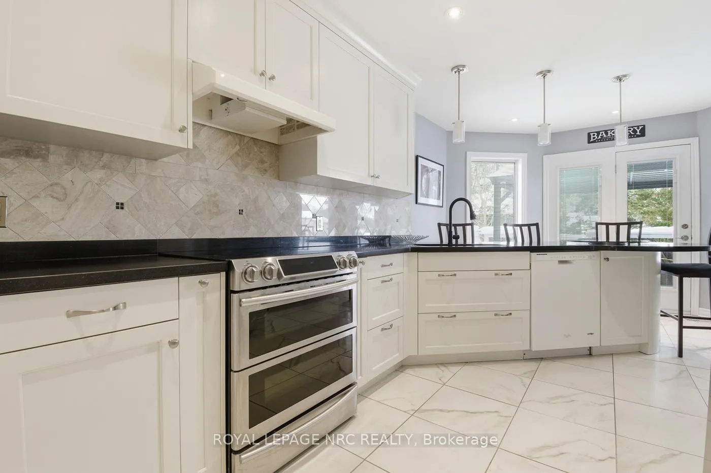 Photo 9 of 1146 Line Avenue, Pelham, Fonthill — HOMEH