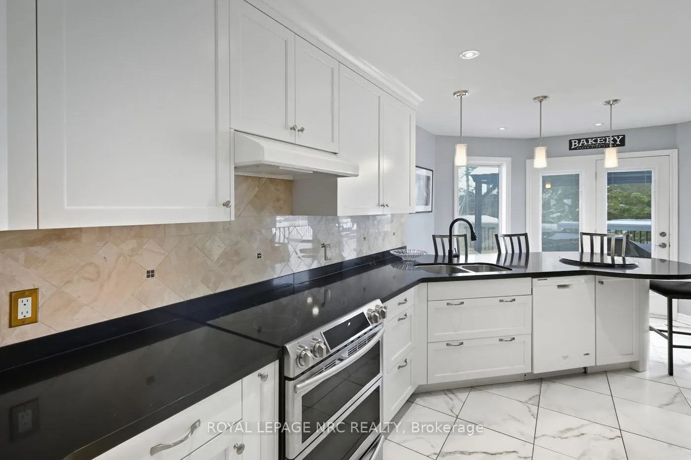 Photo 16 of 1146 Line Avenue, Pelham, Fonthill — HOMEH