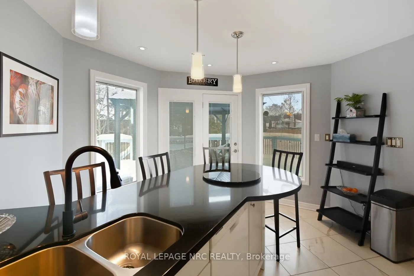 Photo 17 of 1146 Line Avenue, Pelham, Fonthill — HOMEH