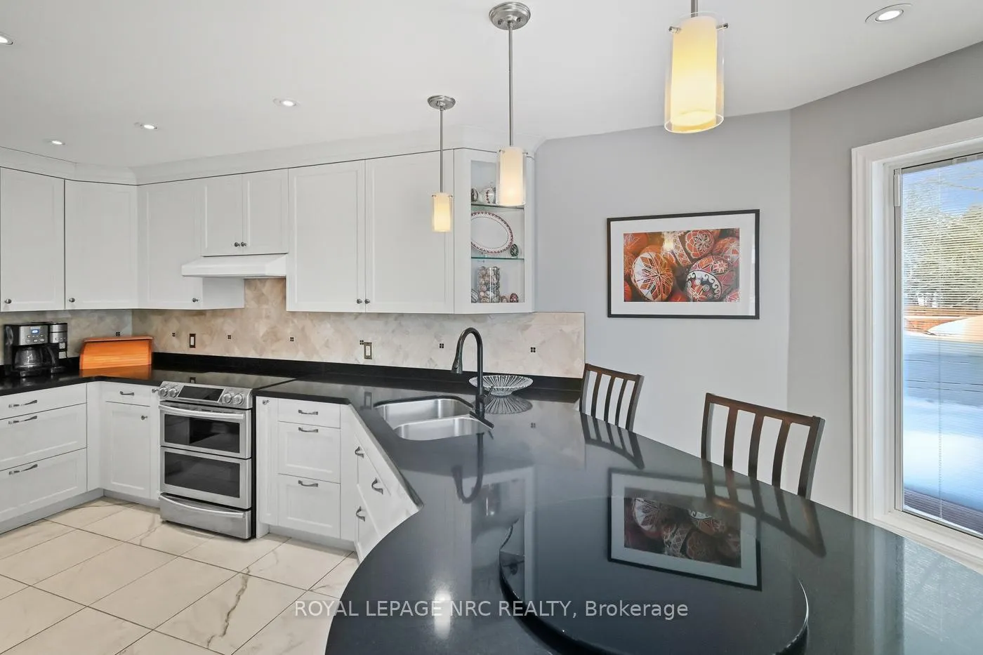 Photo 18 of 1146 Line Avenue, Pelham, Fonthill — HOMEH