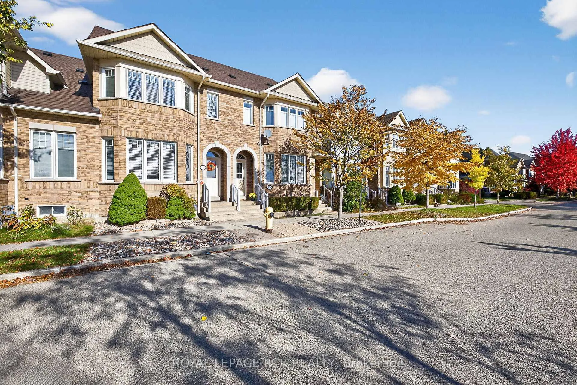 Photo 2 of 118 Riverlands Avenue, Markham, Cornell — HOMEH