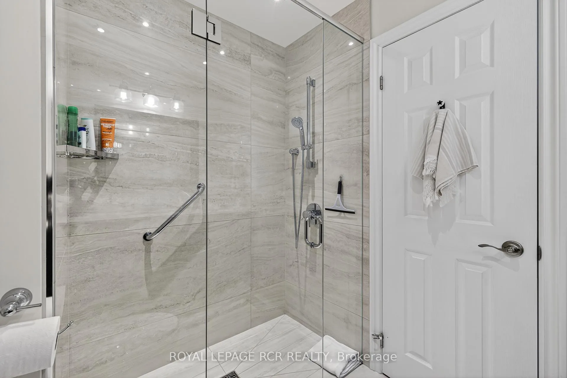 Photo 21 of 118 Riverlands Avenue, Markham, Cornell — HOMEH