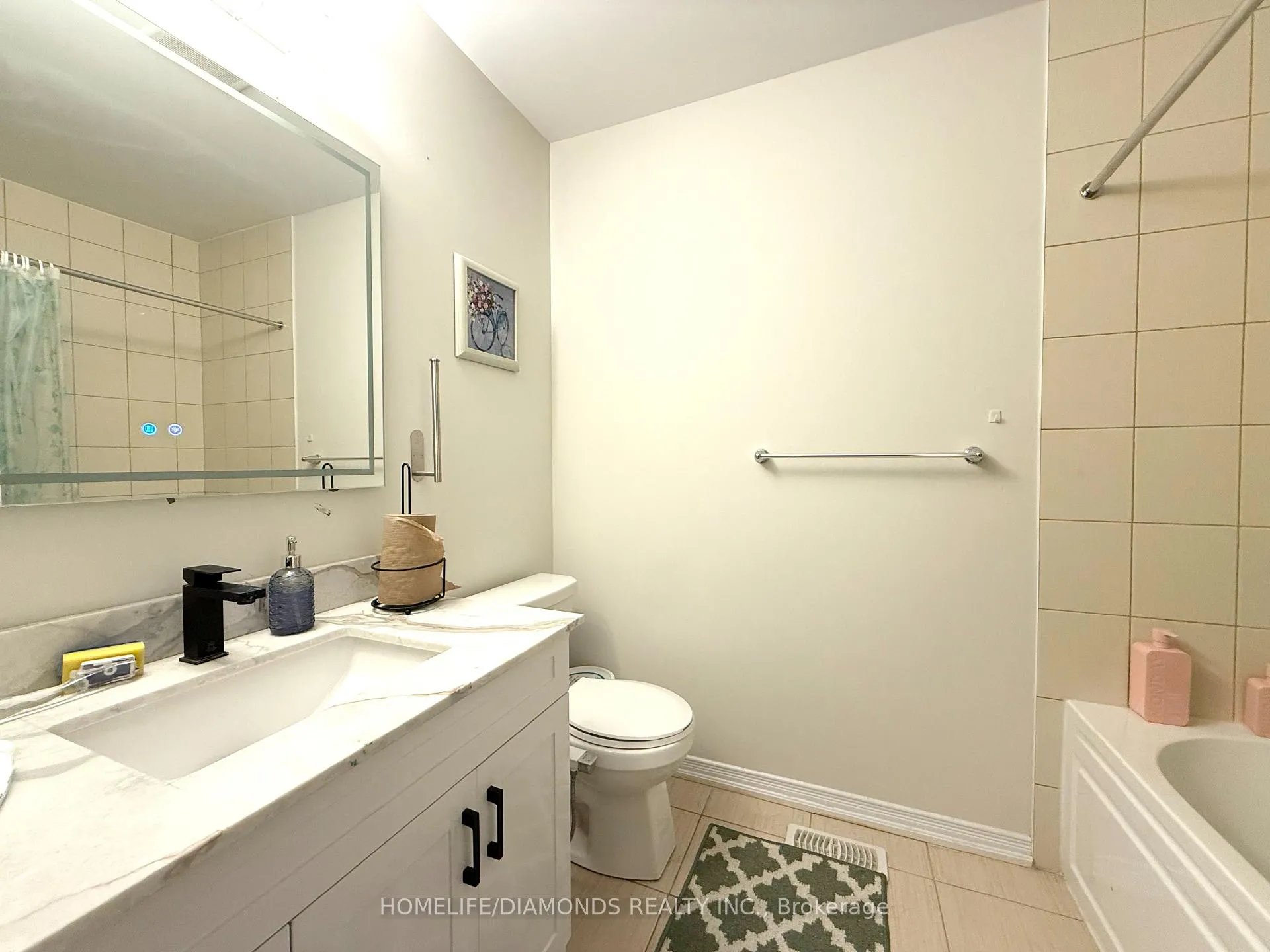 Photo 10 of Unit 7, 8317 Mulberry Drive, Niagara Falls, Brown — HOMEH