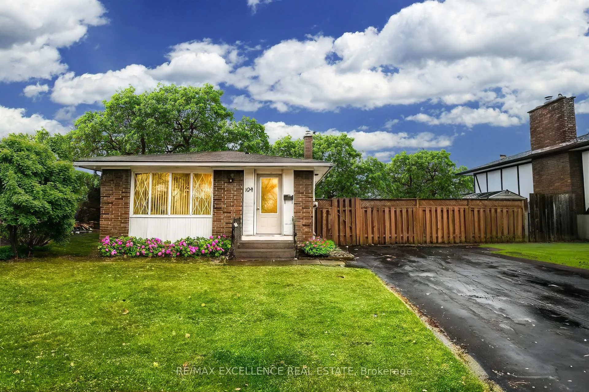 Front of 104 Meredith Drive