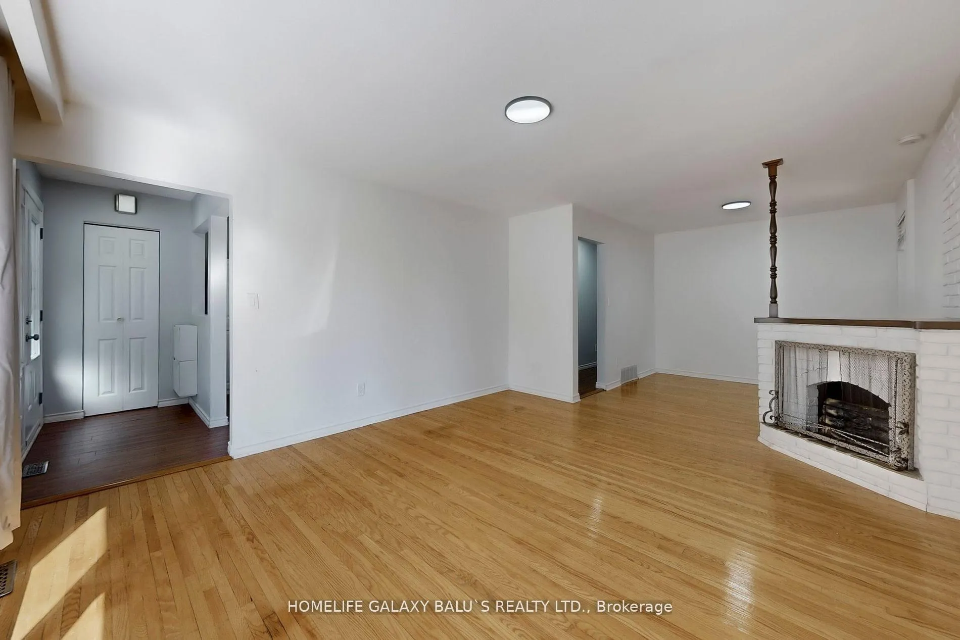 Photo 7 of Unit Main, 629 Park Road N, Oshawa, McLaughlin — HOMEH