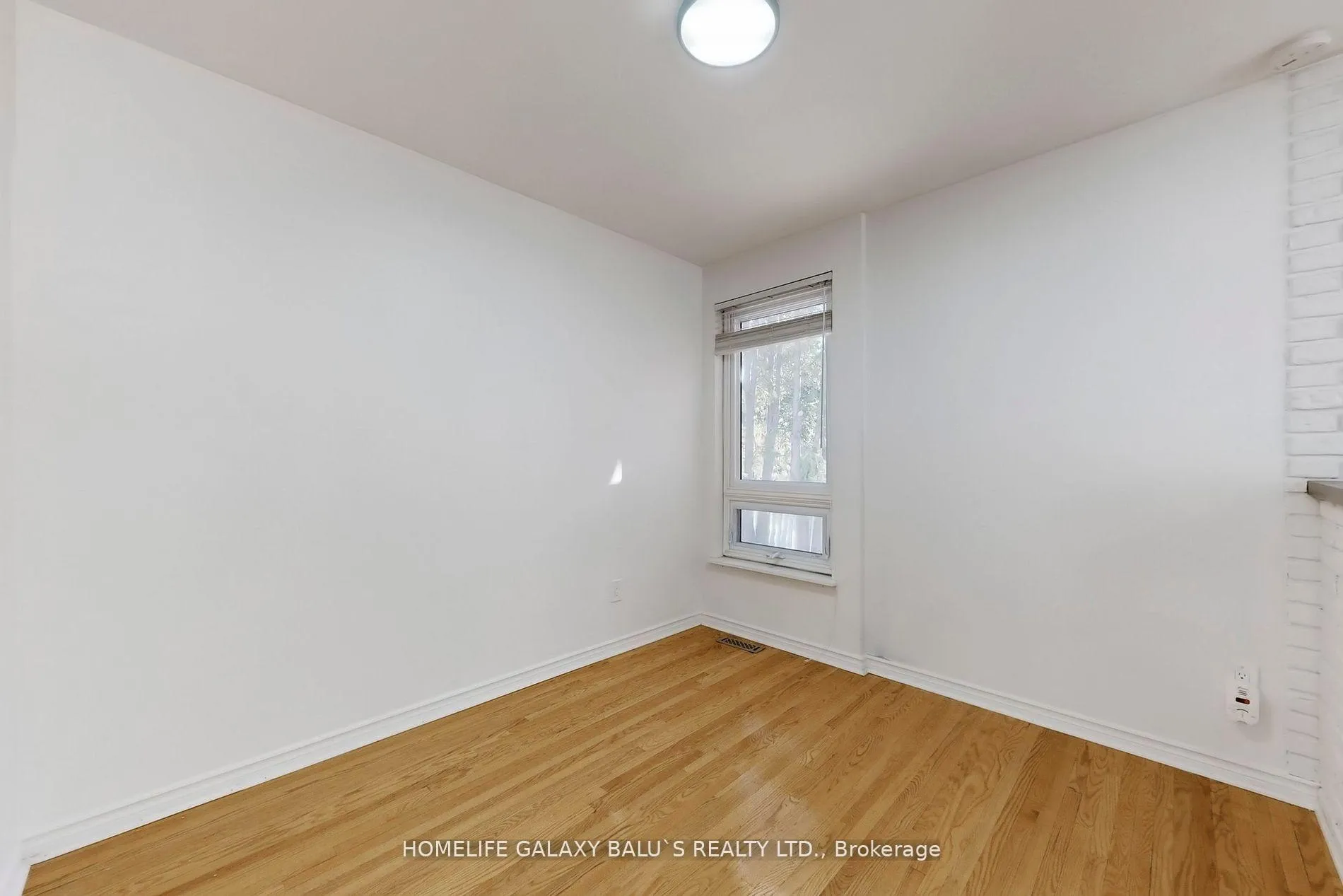 Photo 11 of Unit Main, 629 Park Road N, Oshawa, McLaughlin — HOMEH