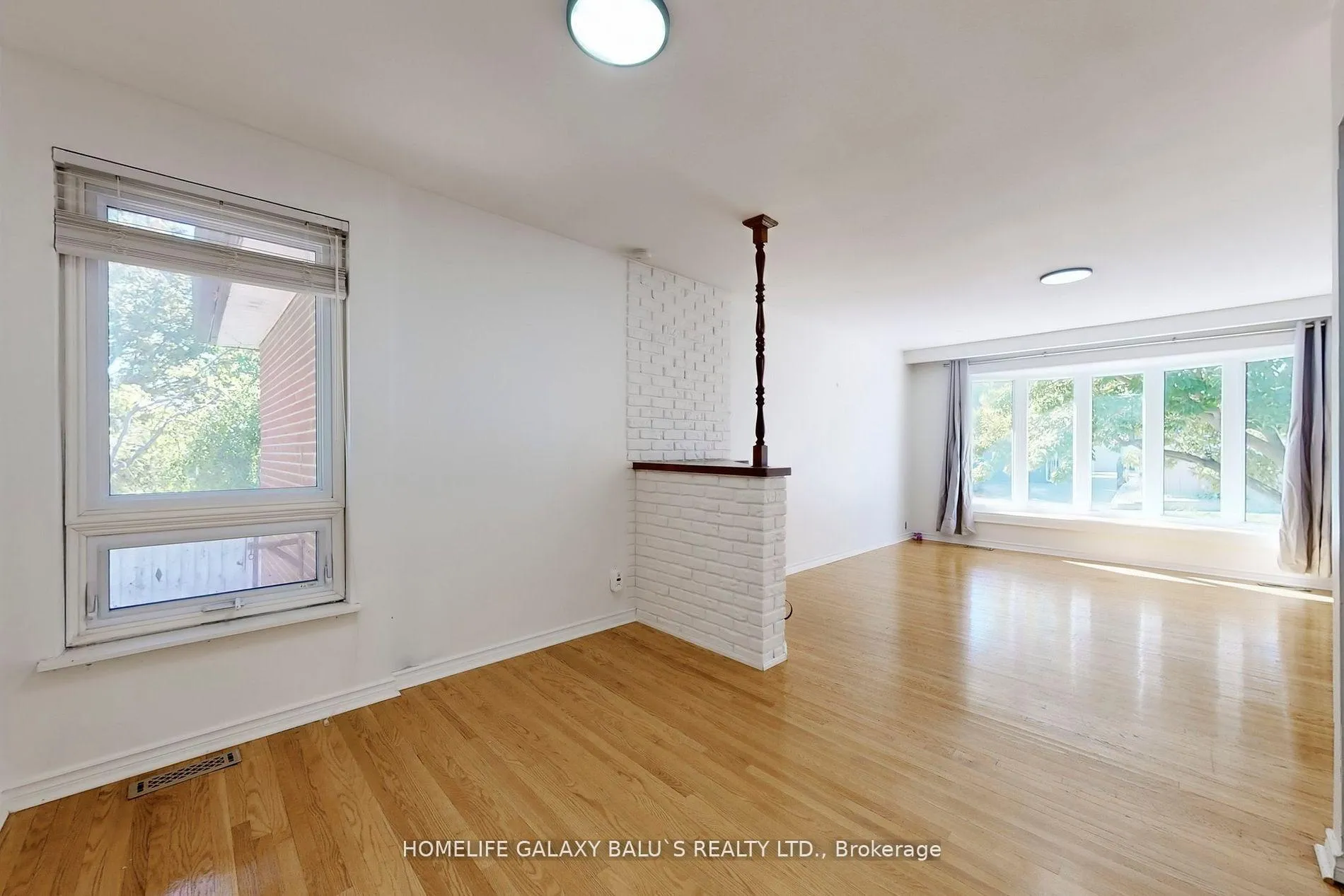 Photo 12 of Unit Main, 629 Park Road N, Oshawa, McLaughlin — HOMEH