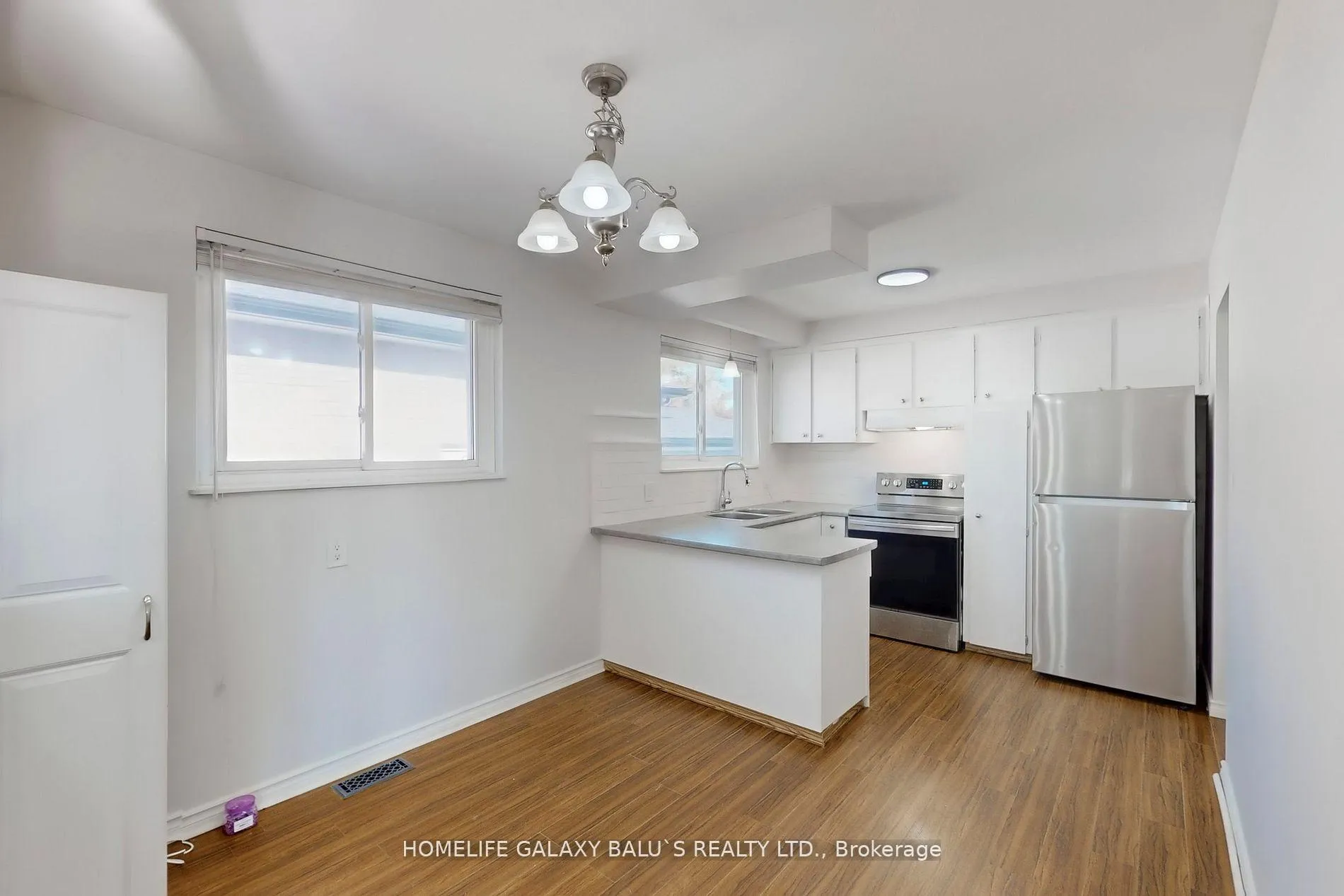 Photo 14 of Unit Main, 629 Park Road N, Oshawa, McLaughlin — HOMEH