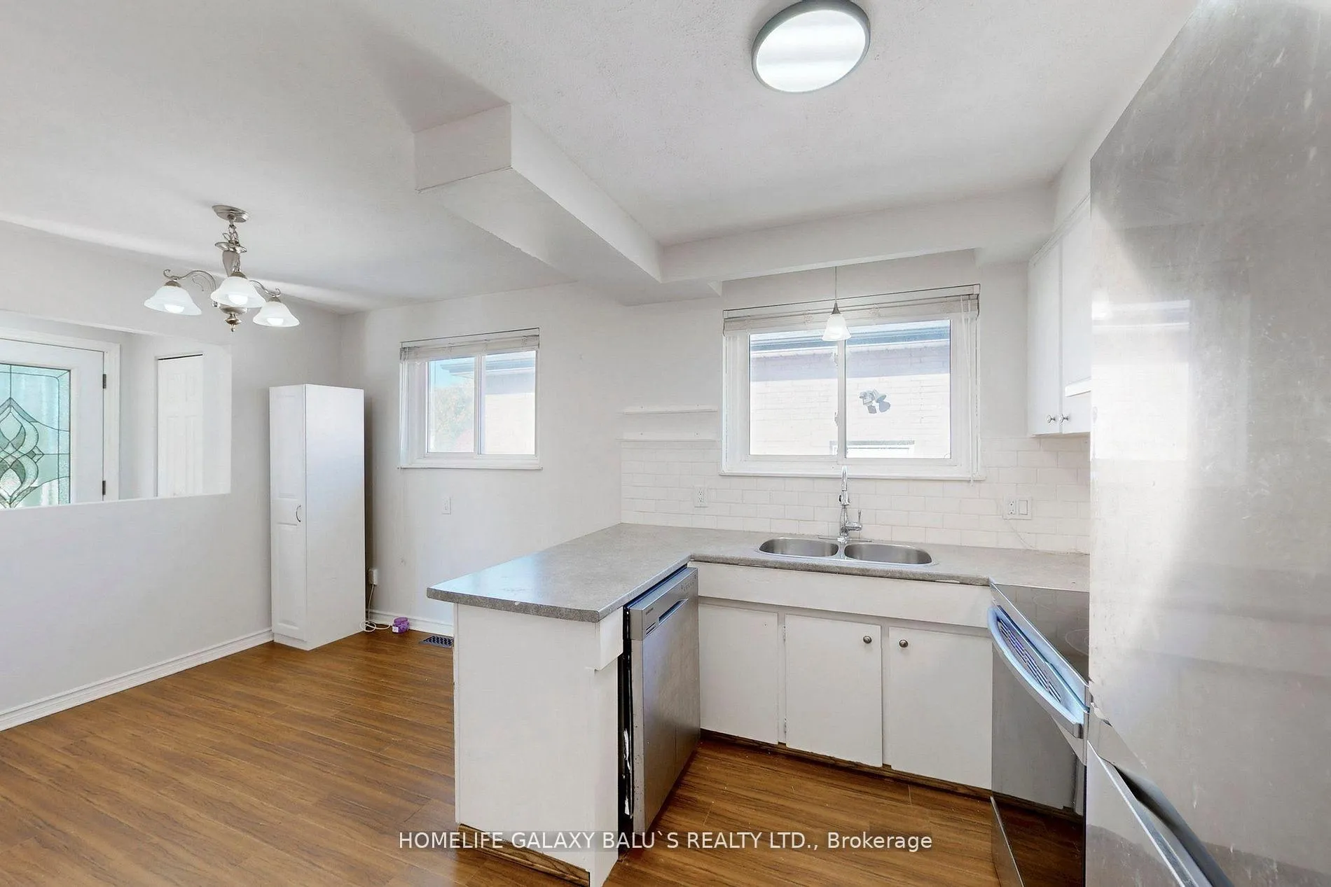 Photo 17 of Unit Main, 629 Park Road N, Oshawa, McLaughlin — HOMEH