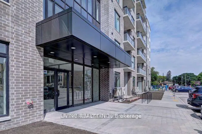 Front of Unit 102, 103 Roger Street