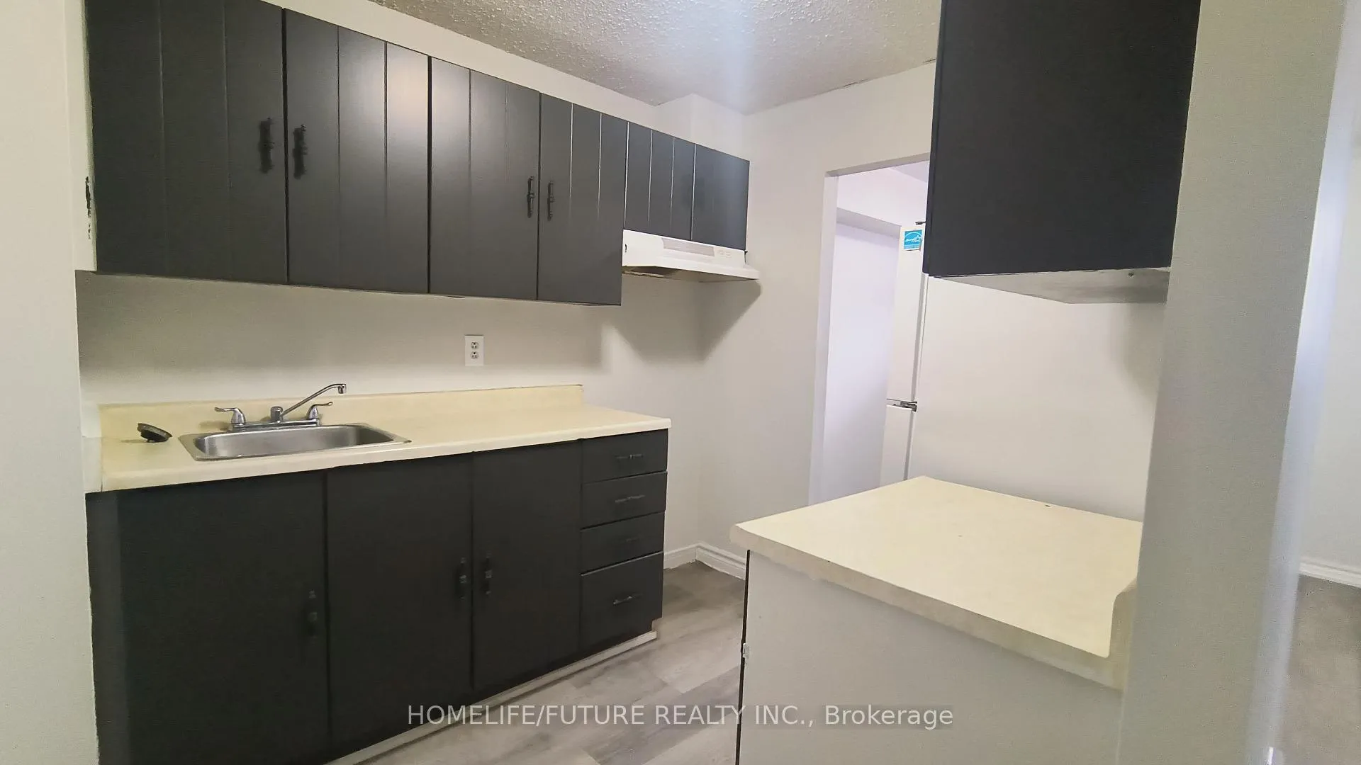 Photo 4 of Unit 109, 560 Bloor Street E, Oshawa, Farewell — HOMEH