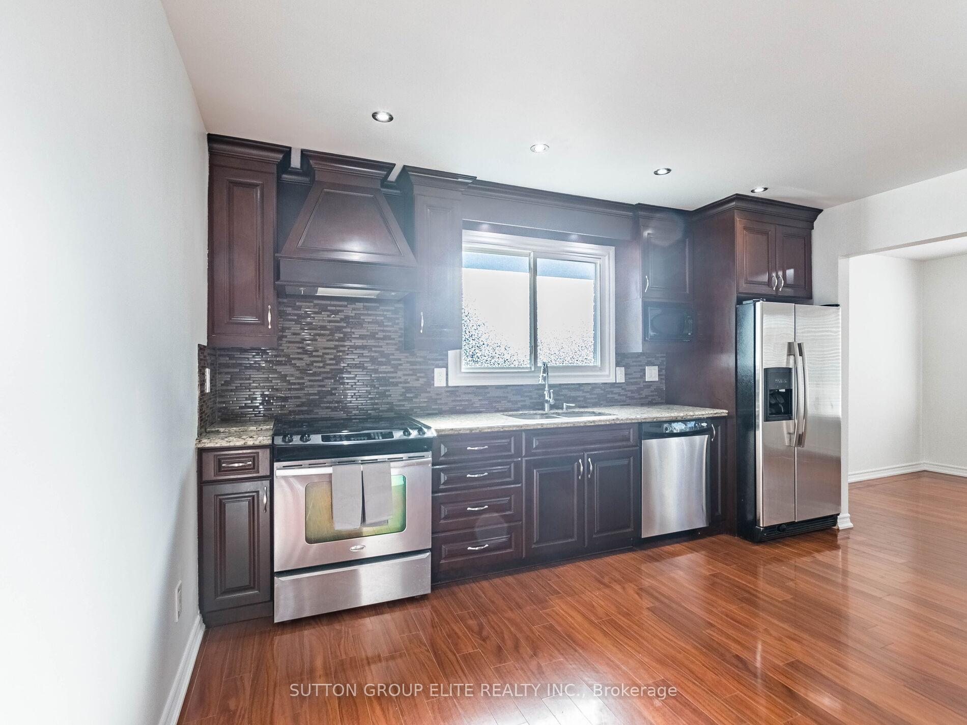 Photo 24 of 19 Glenforest Road, Brampton, Northgate — HOMEH