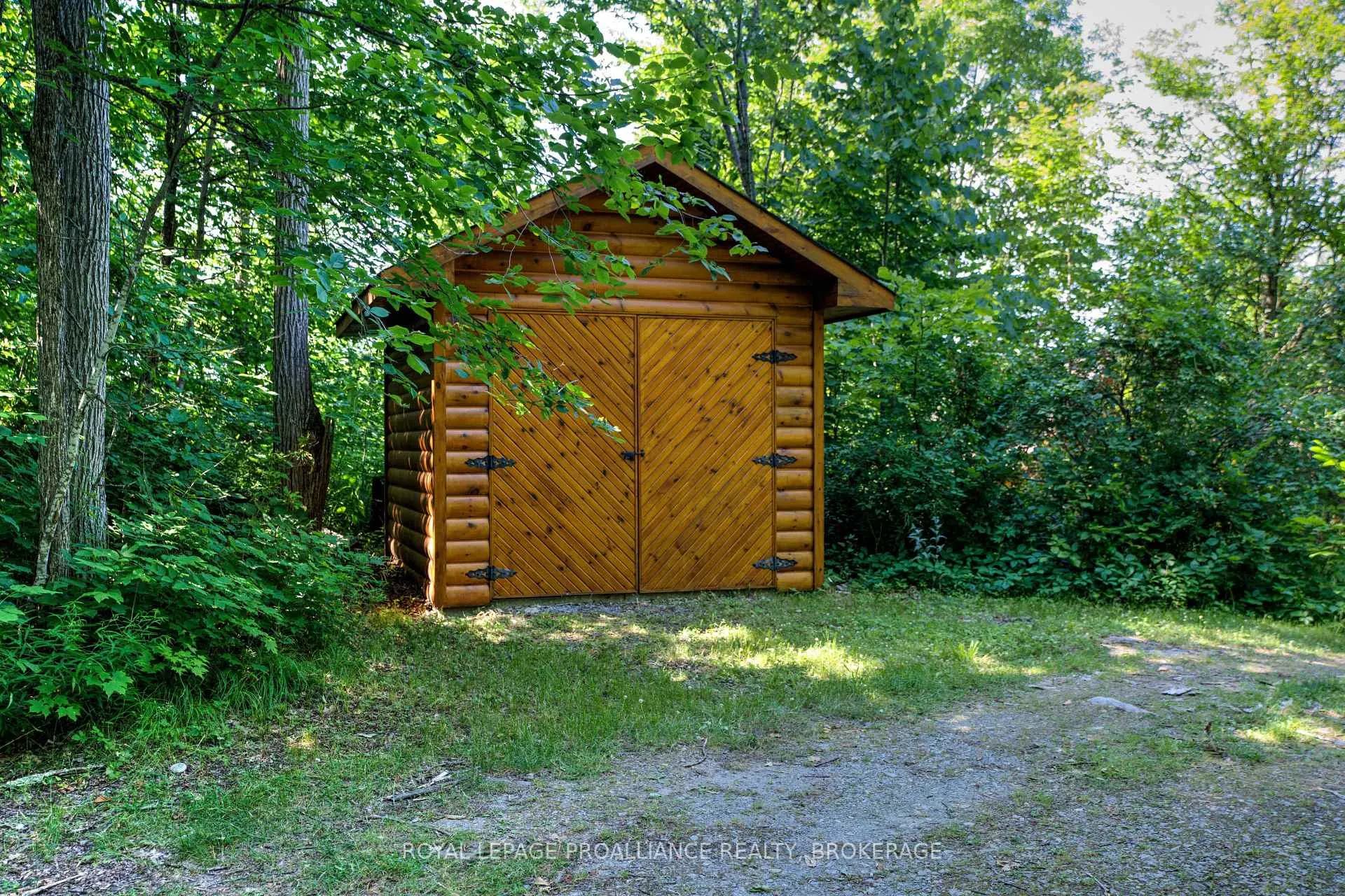 Photo 9 of 142 Paddy's Lane, Rideau Lakes, Rideau Lakes (North Crosby) Twp — HOMEH