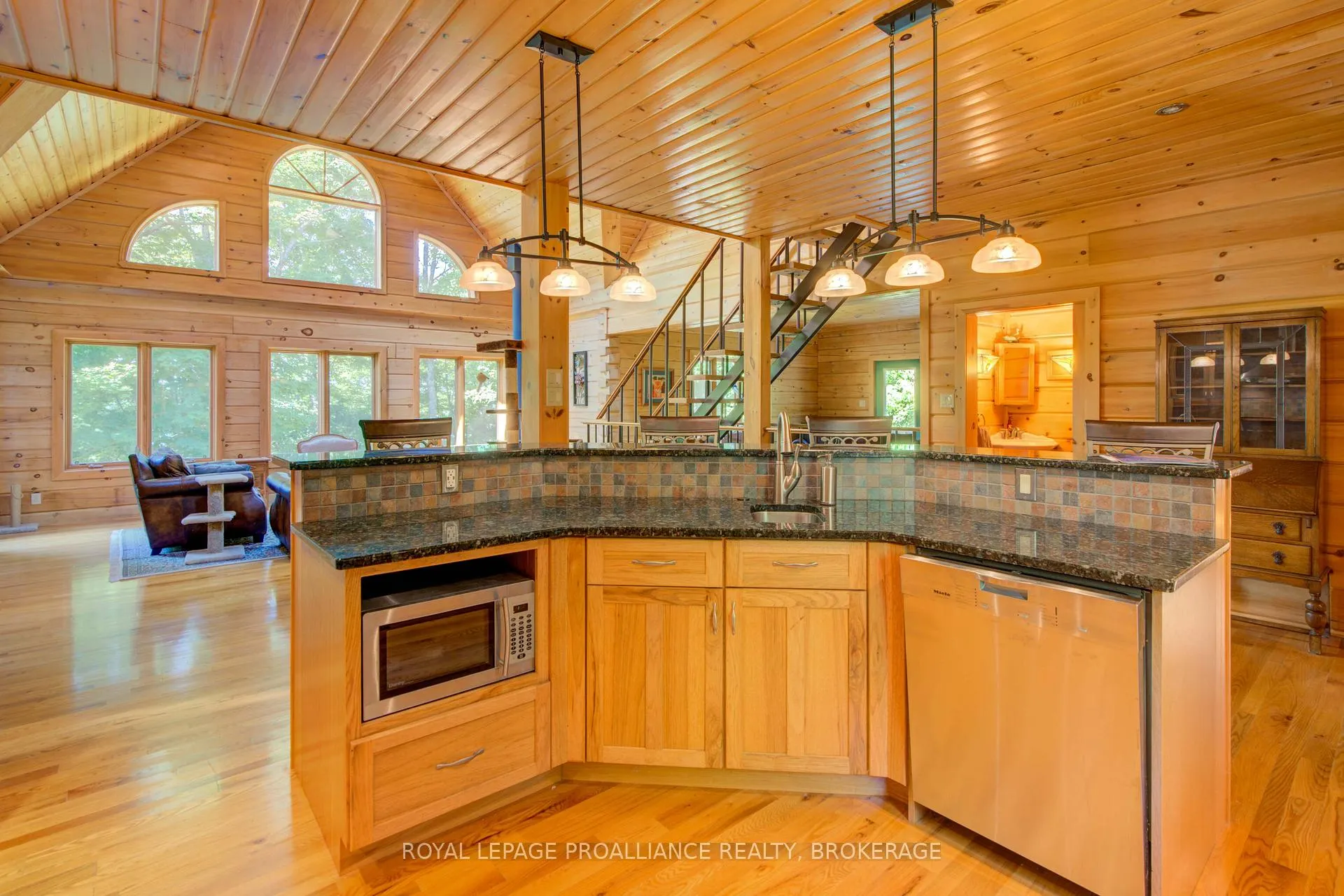 Photo 14 of 142 Paddy's Lane, Rideau Lakes, Rideau Lakes (North Crosby) Twp — HOMEH