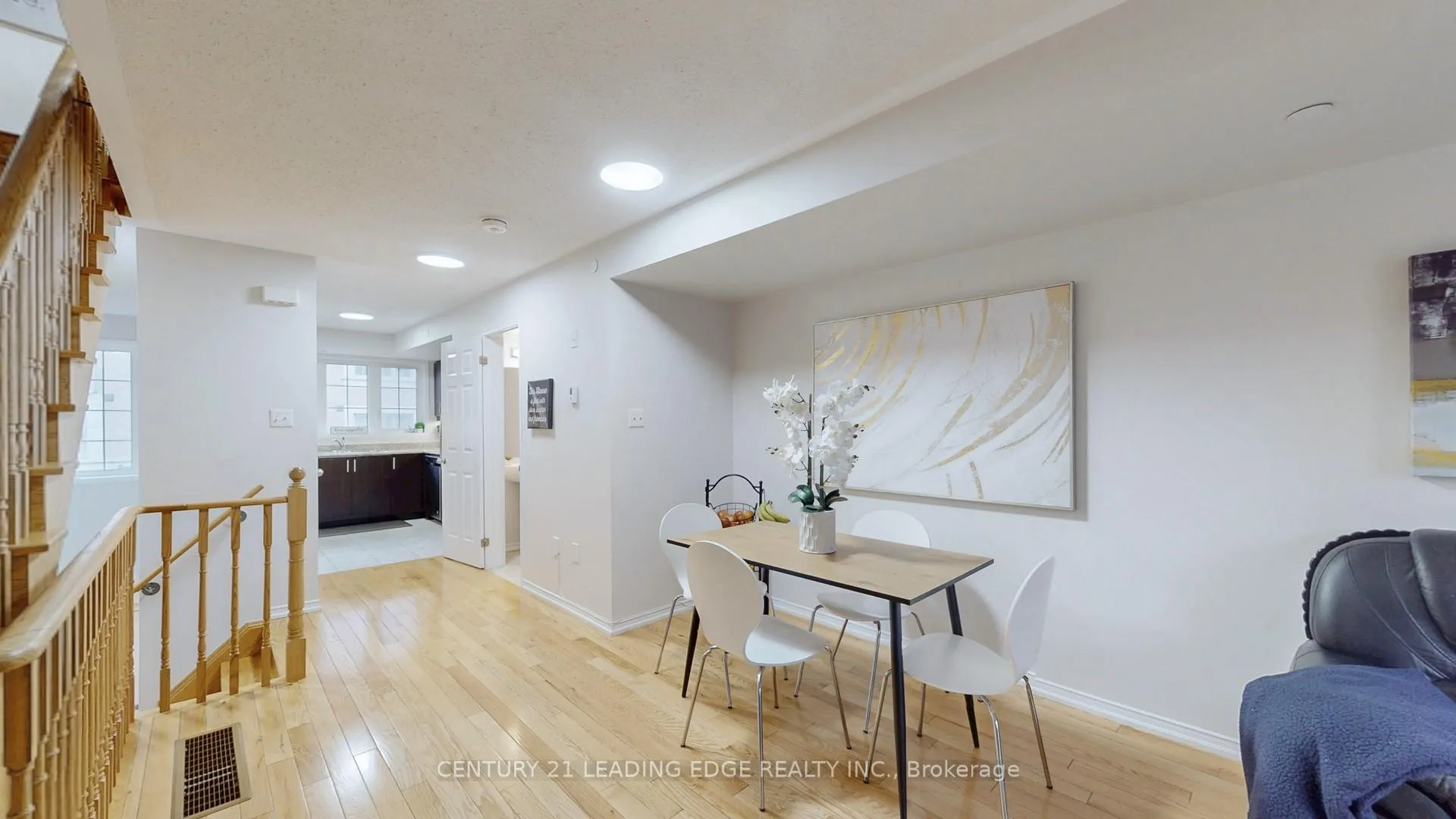 Photo 6 of Unit 257, 33 Foal Path, Oshawa, Windfields — HOMEH