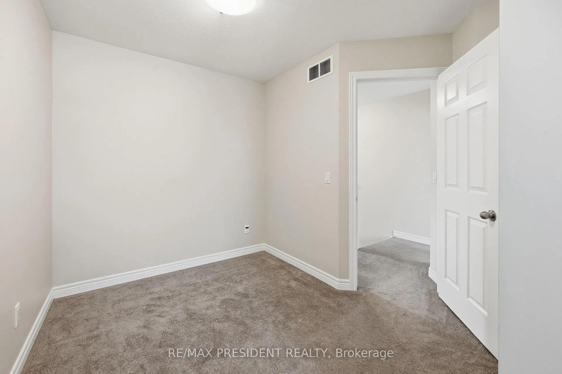 Photo 26 of Unit 26, 7768 Ascot Circle, Niagara Falls, Ascot — HOMEH
