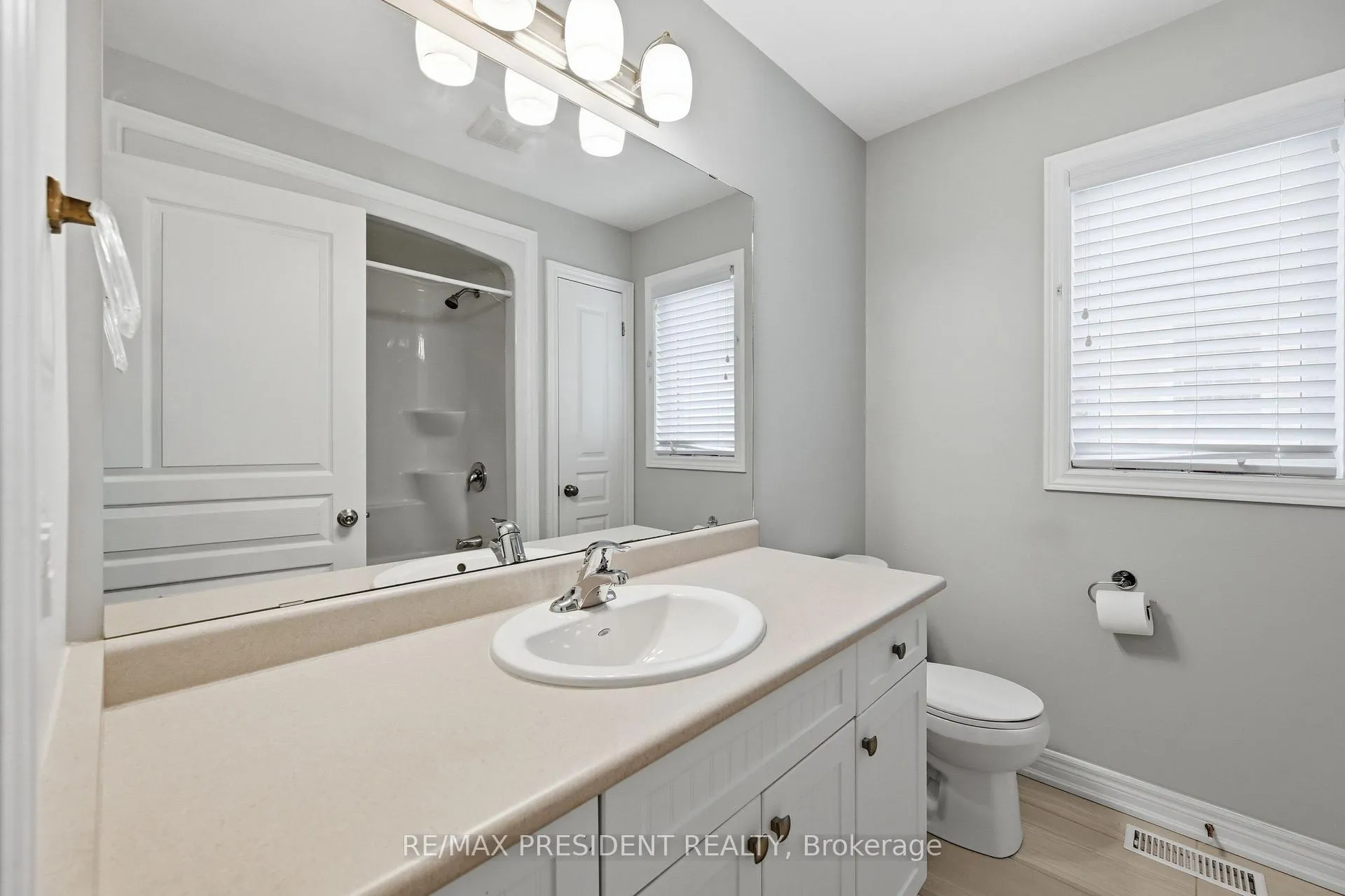 Photo 34 of Unit 26, 7768 Ascot Circle, Niagara Falls, Ascot — HOMEH