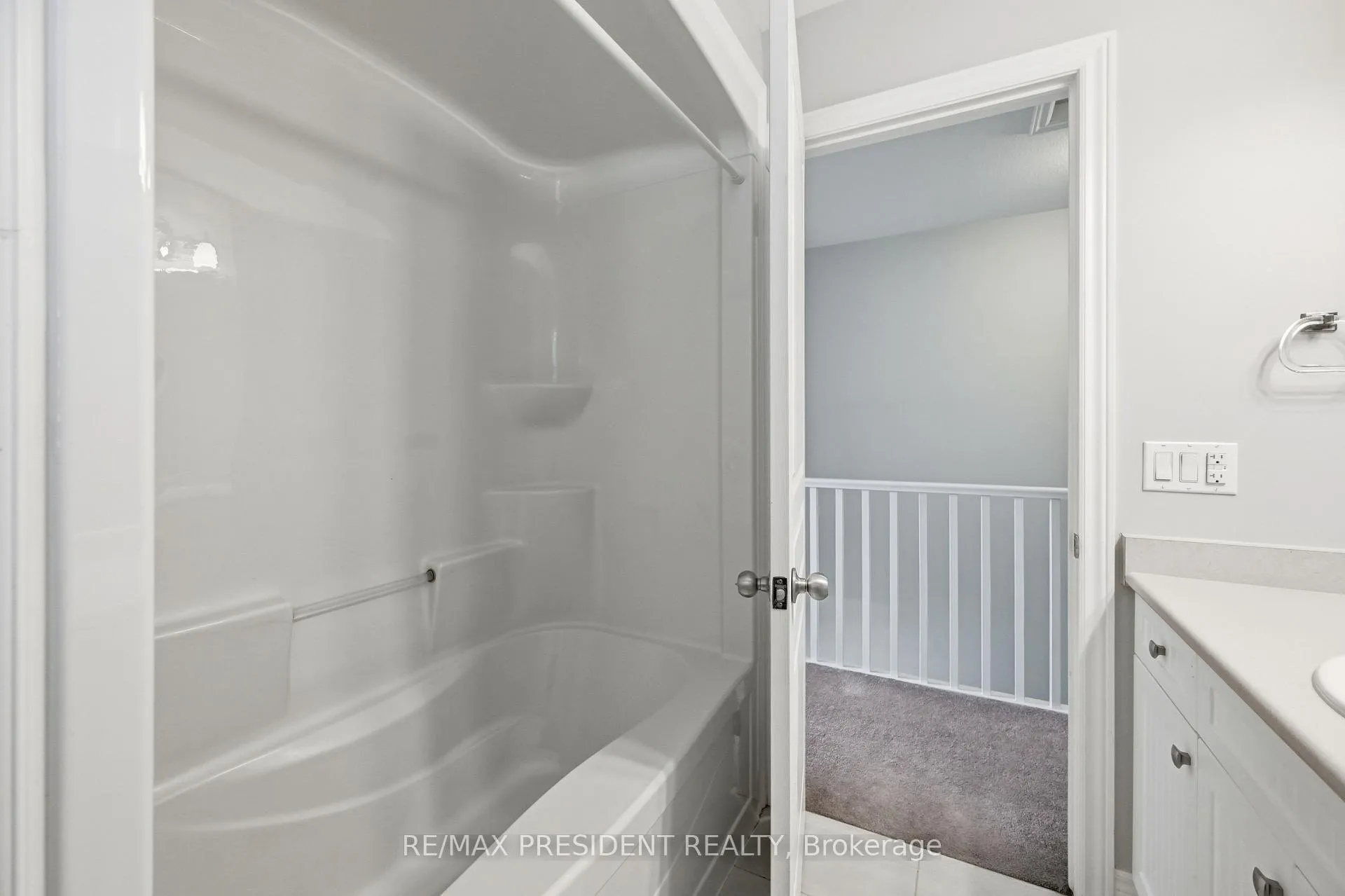 Photo 35 of Unit 26, 7768 Ascot Circle, Niagara Falls, Ascot — HOMEH