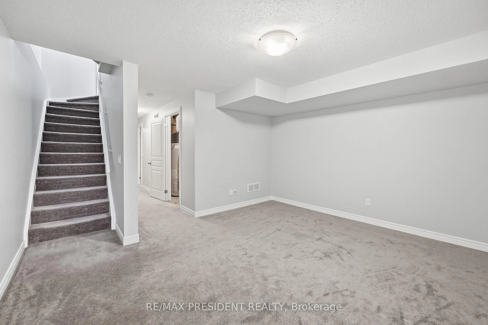 Photo 36 of Unit 26, 7768 Ascot Circle, Niagara Falls, Ascot — HOMEH