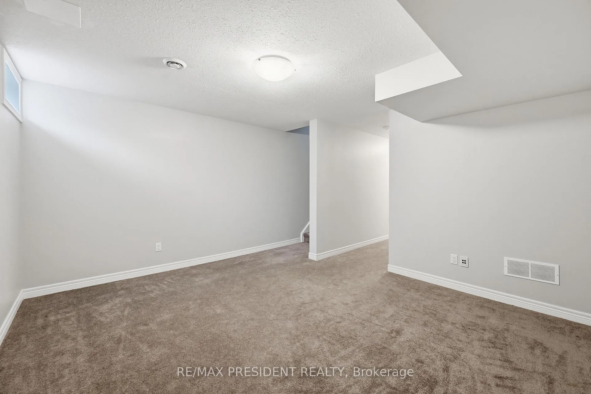 Photo 38 of Unit 26, 7768 Ascot Circle, Niagara Falls, Ascot — HOMEH