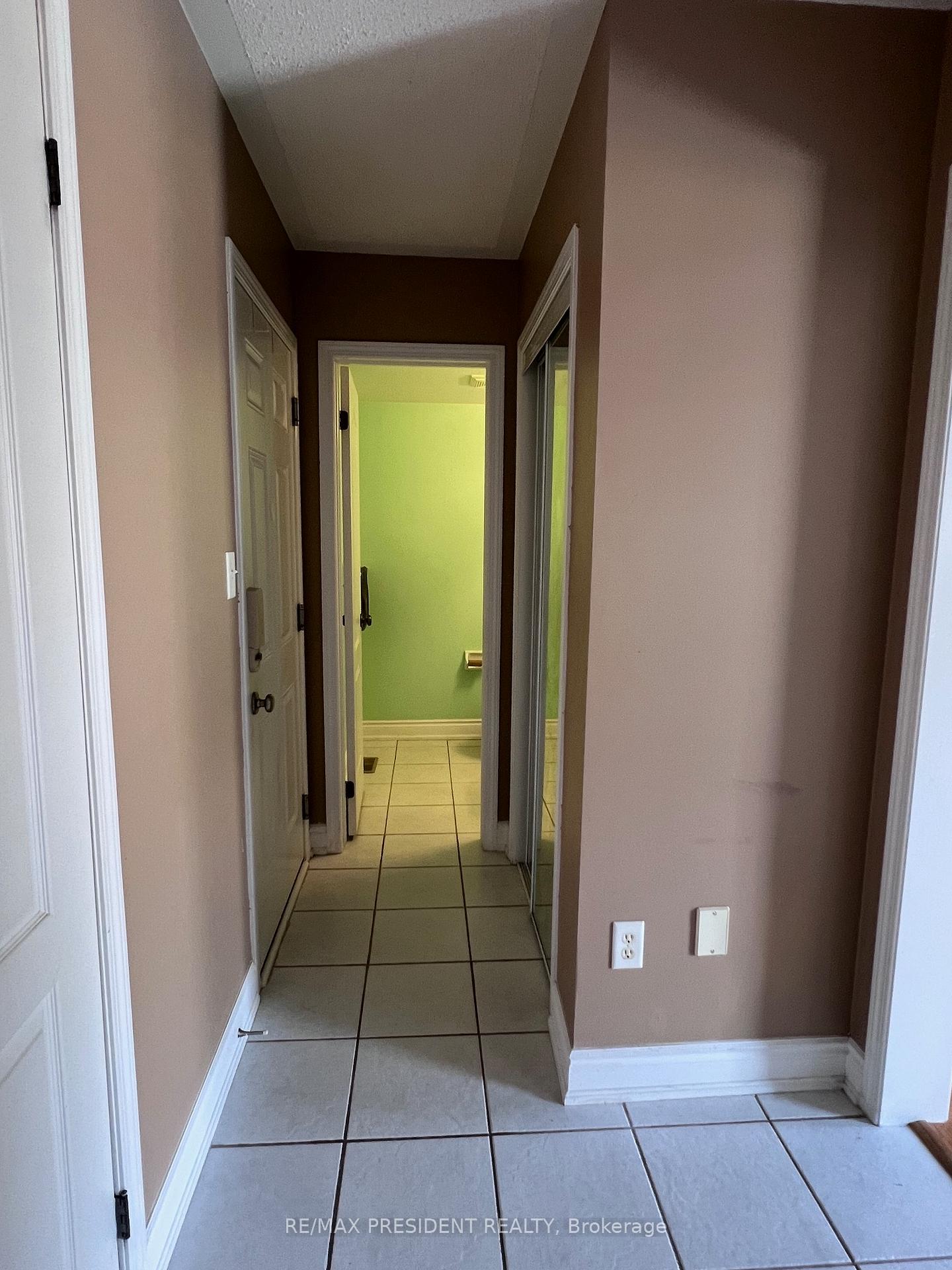 Photo 4 of 3252 Munson Crescent, Burlington, Alton — HOMEH