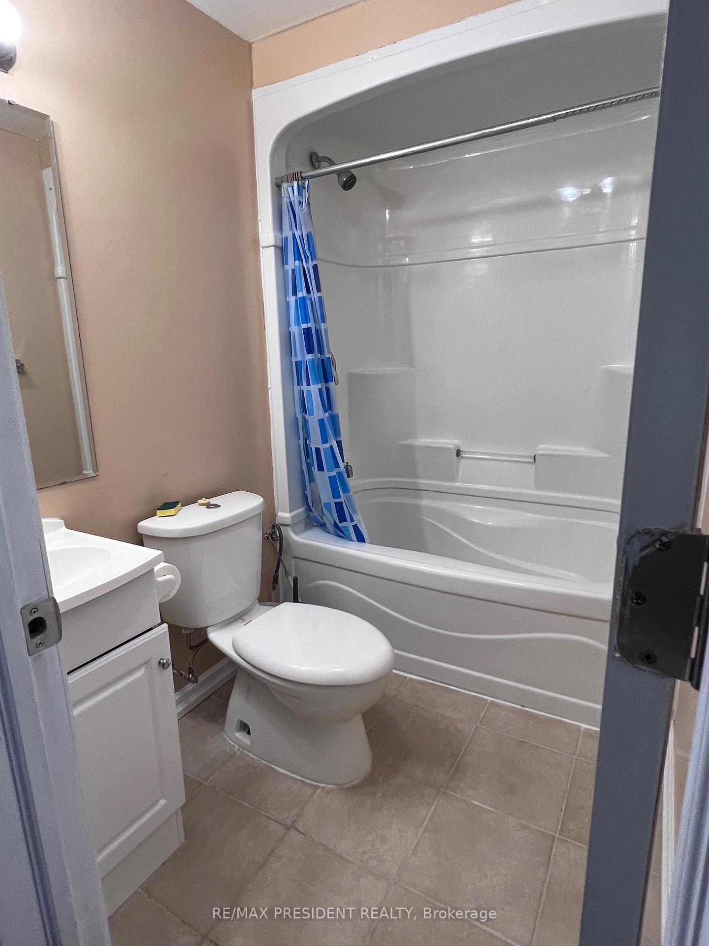 Photo 17 of 3252 Munson Crescent, Burlington, Alton — HOMEH