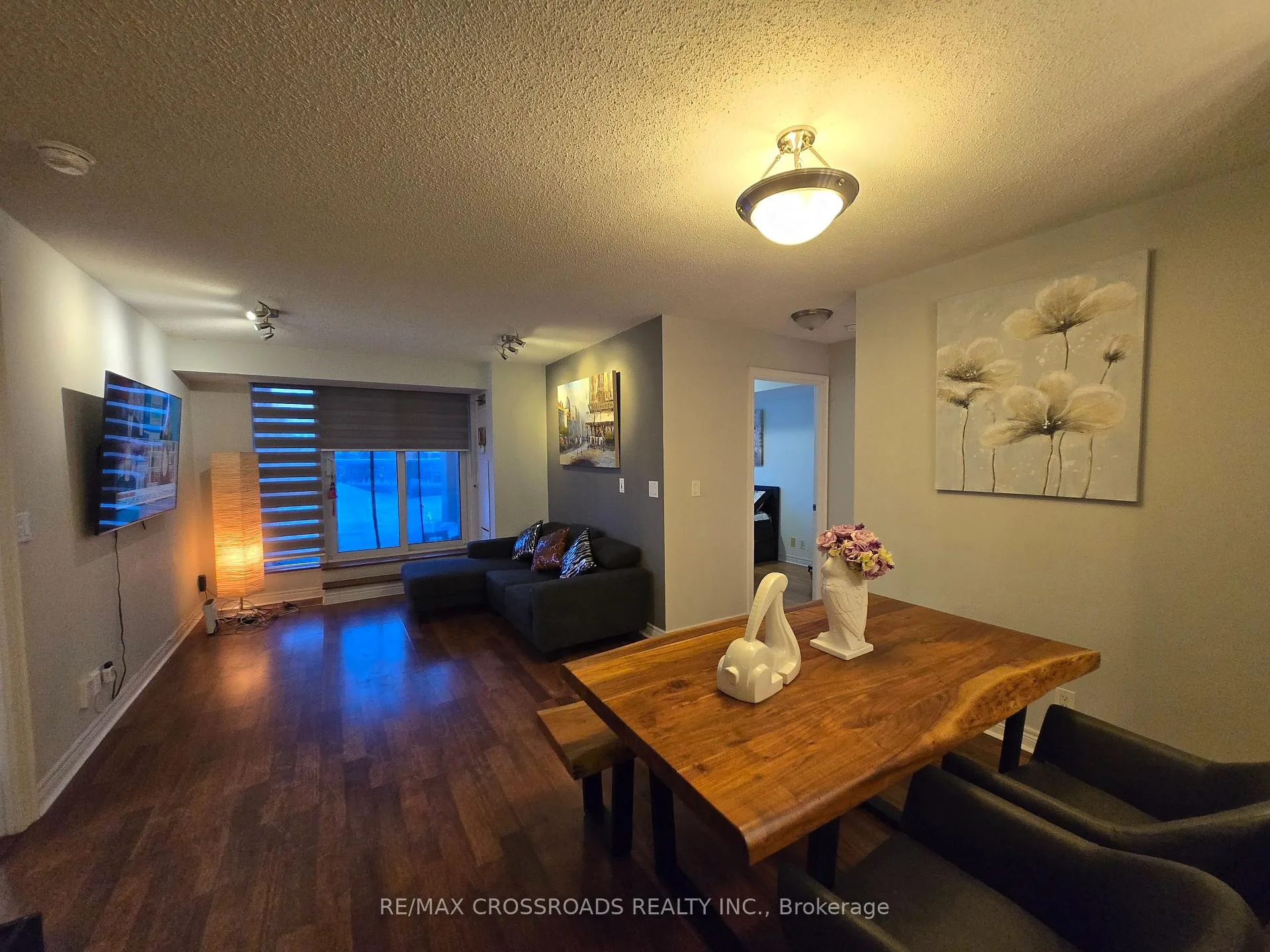 Photo 7 of Unit 320, 33 Cox Boulevard, Markham, Unionville — HOMEH