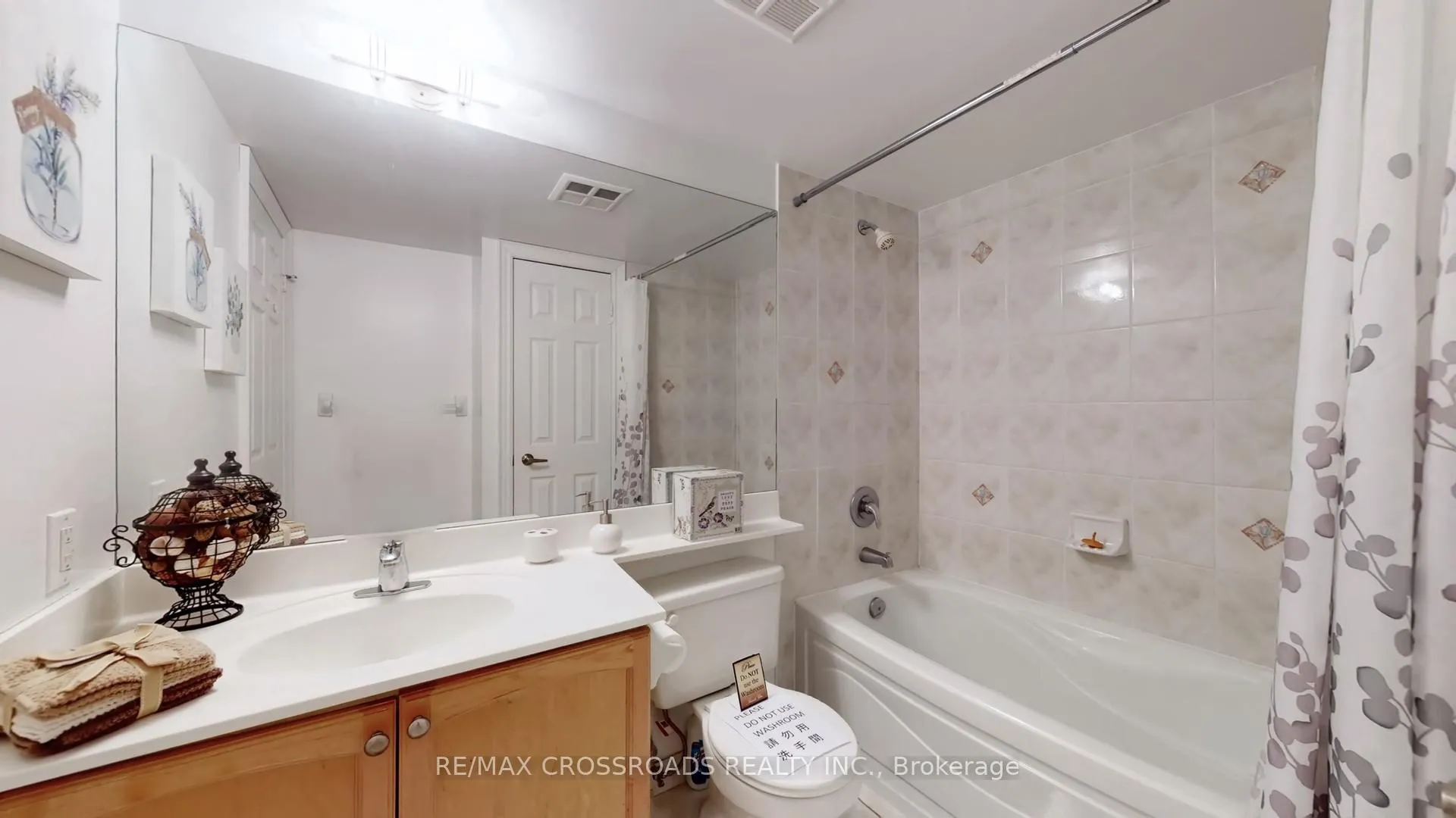 Photo 22 of Unit 320, 33 Cox Boulevard, Markham, Unionville — HOMEH