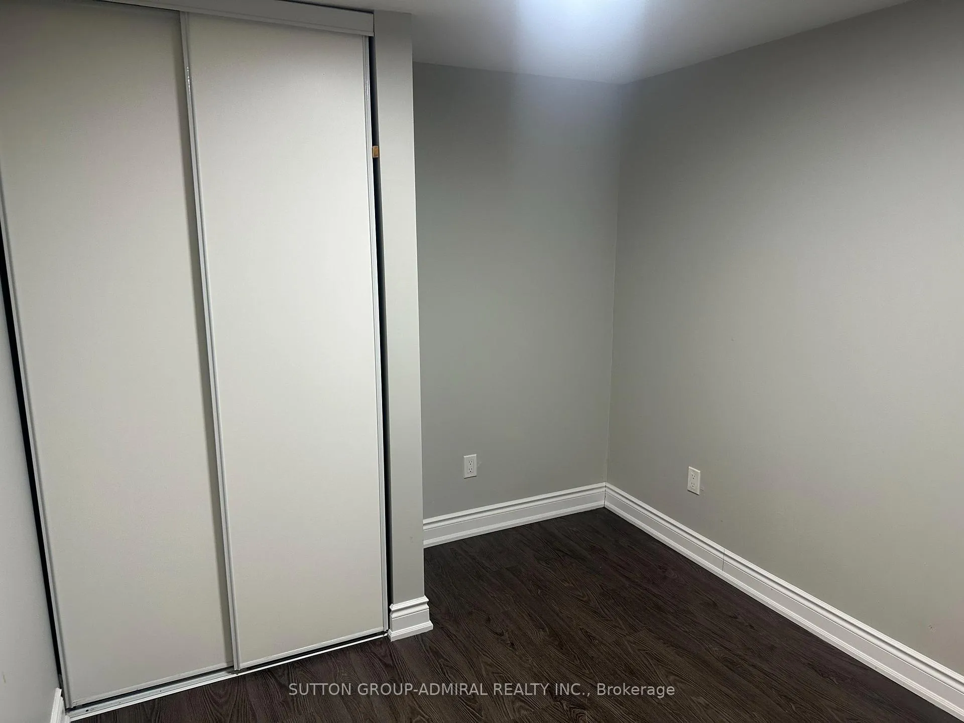 Photo 7 of 100 Gilmore--Basement Crescent, Vaughan, Brownridge — HOMEH