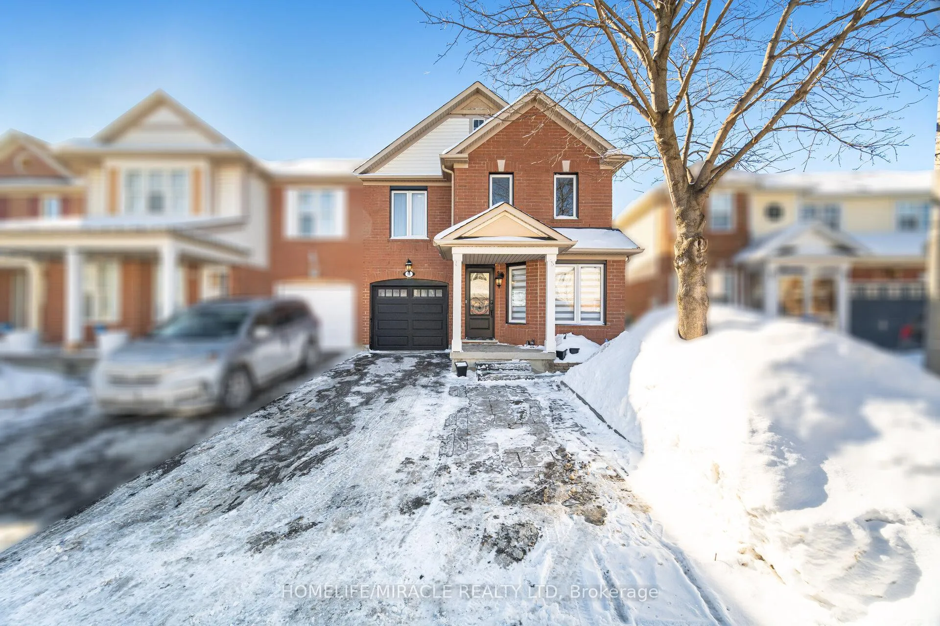 Photo 2 of 14 Virtues Avenue, Brampton, Fletcher's Meadow — HOMEH