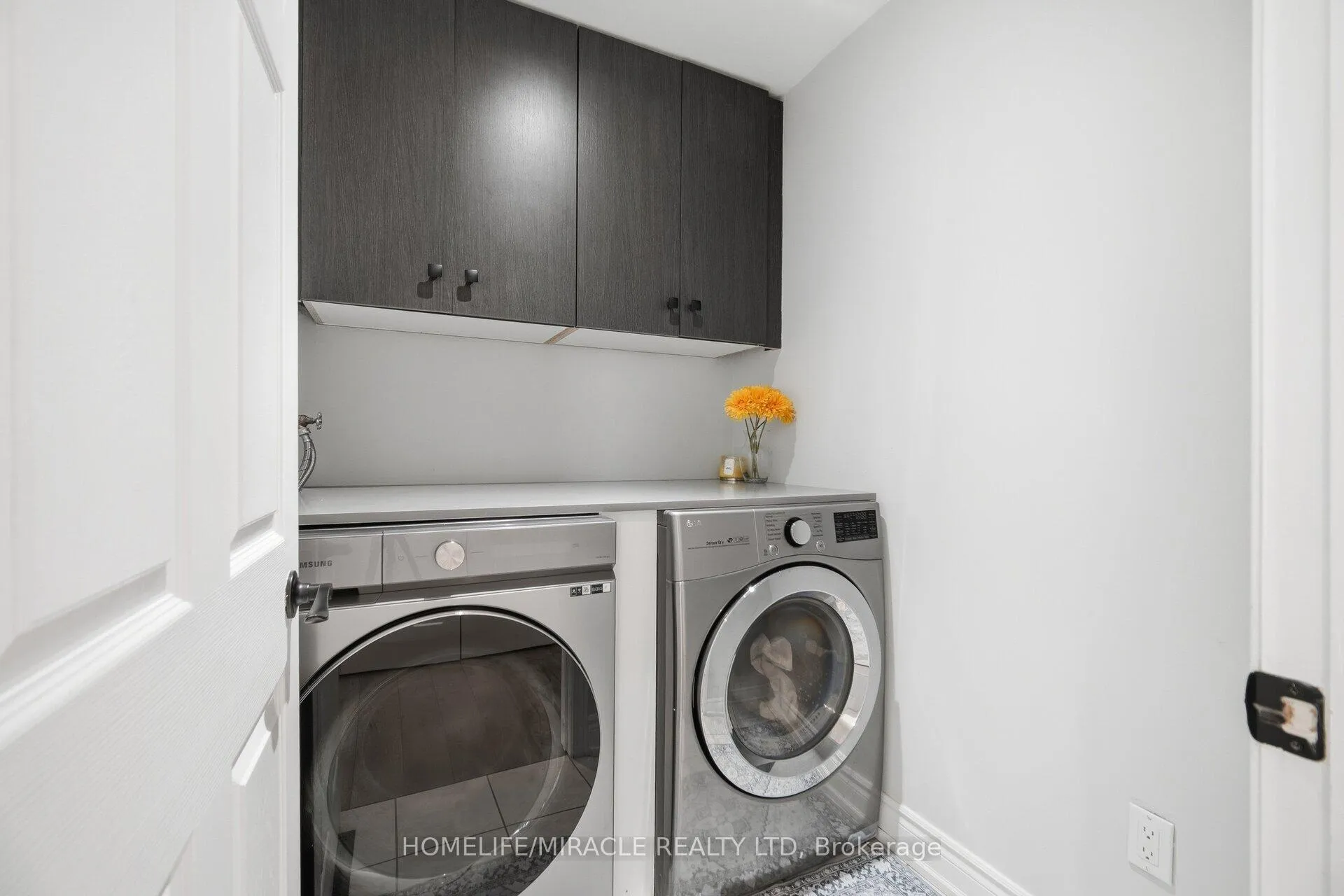 Photo 32 of 14 Virtues Avenue, Brampton, Fletcher's Meadow — HOMEH