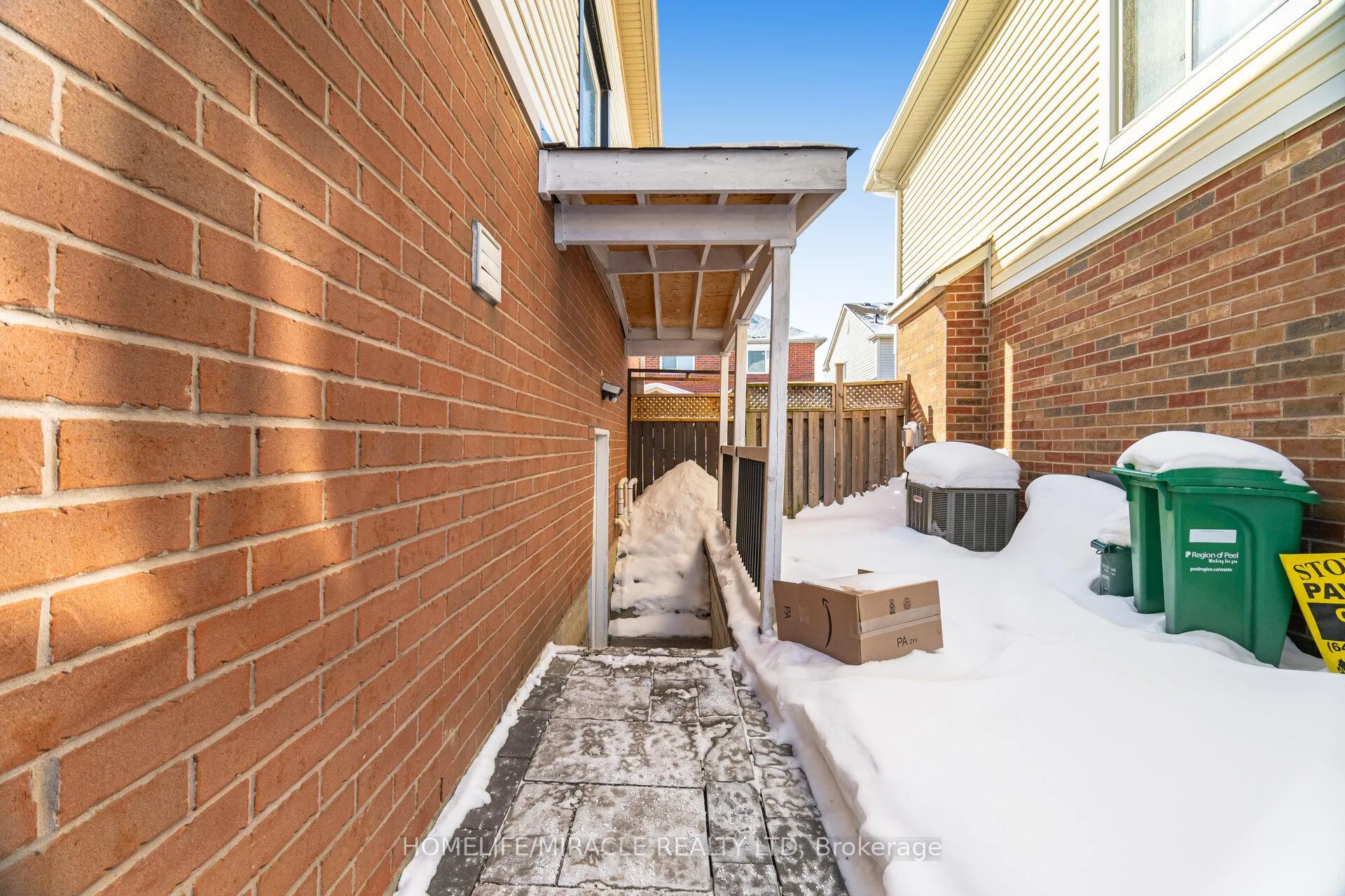 Photo 38 of 14 Virtues Avenue, Brampton, Fletcher's Meadow — HOMEH