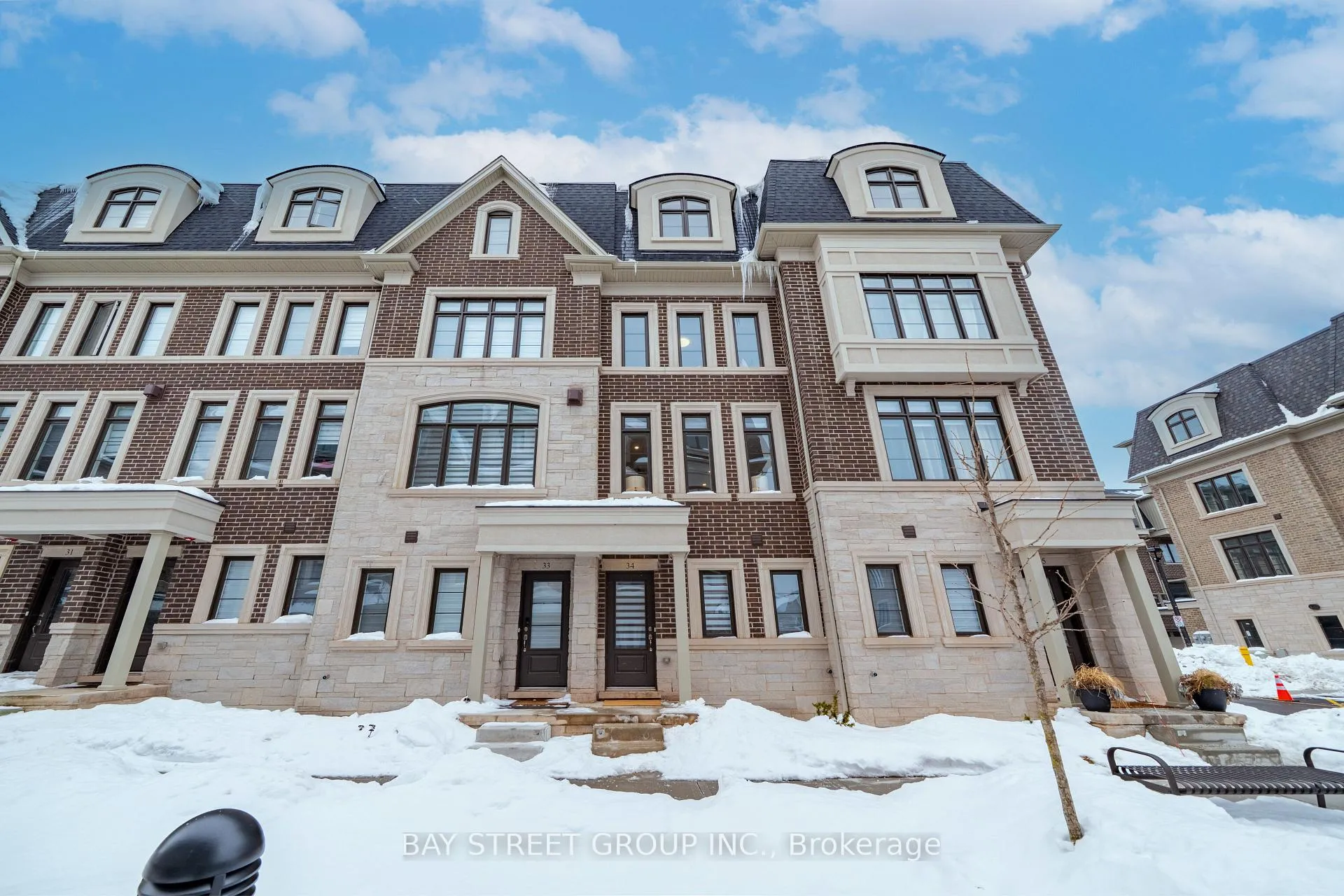 Photo 1 of Unit 34, 280 Melody Common, Oakville, River Oaks — HOMEH