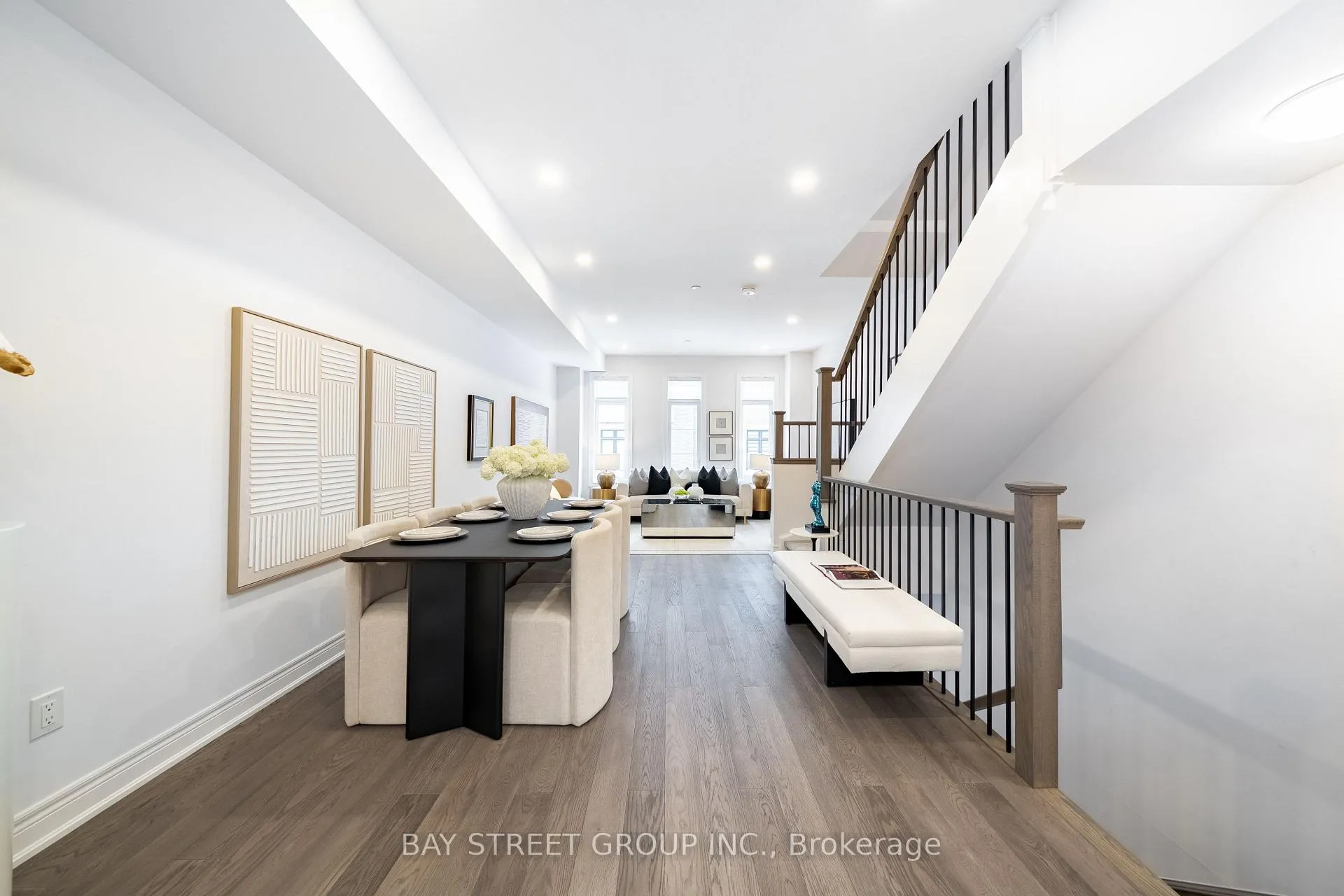 Photo 11 of Unit 34, 280 Melody Common, Oakville, River Oaks — HOMEH