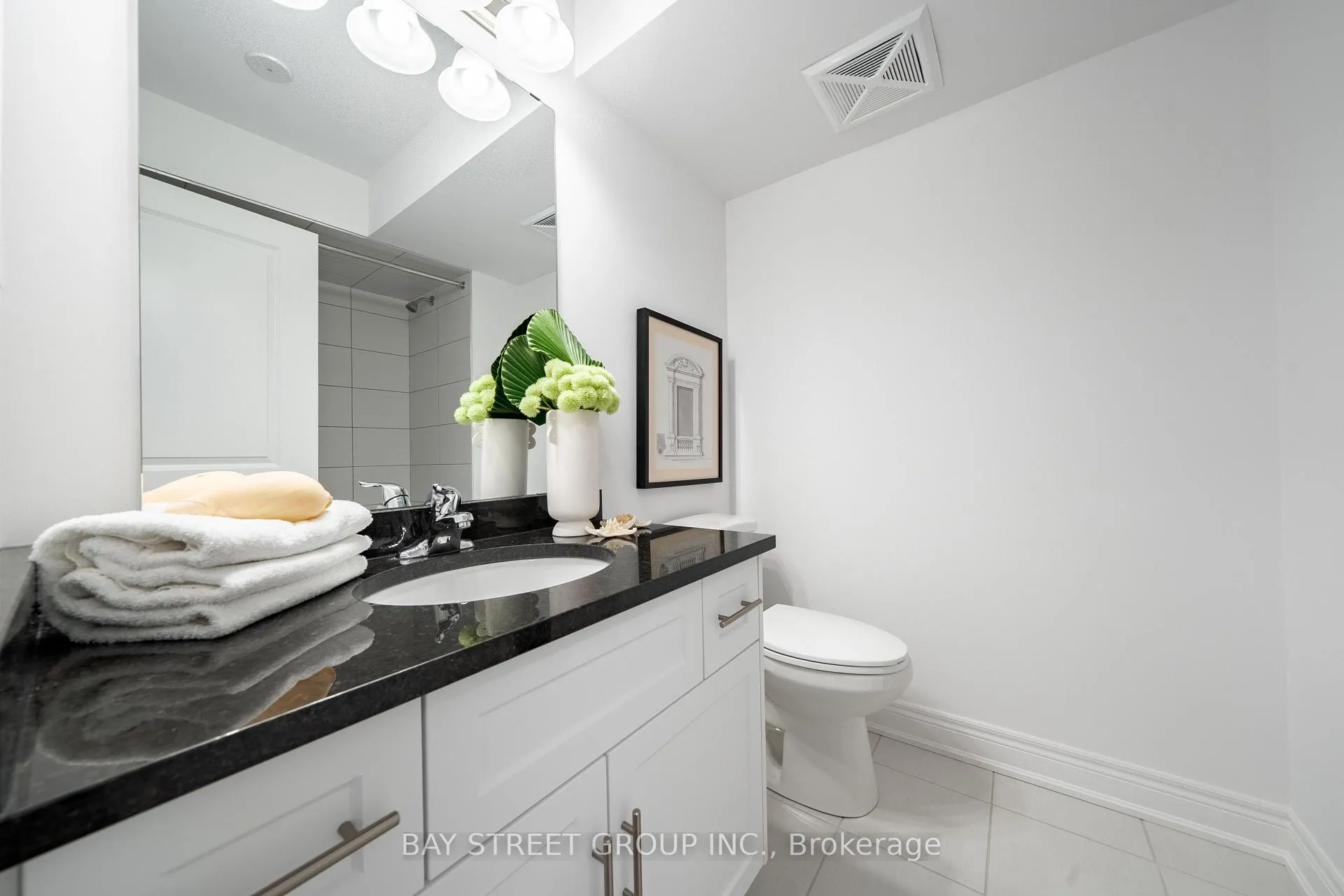 Photo 19 of Unit 34, 280 Melody Common, Oakville, River Oaks — HOMEH