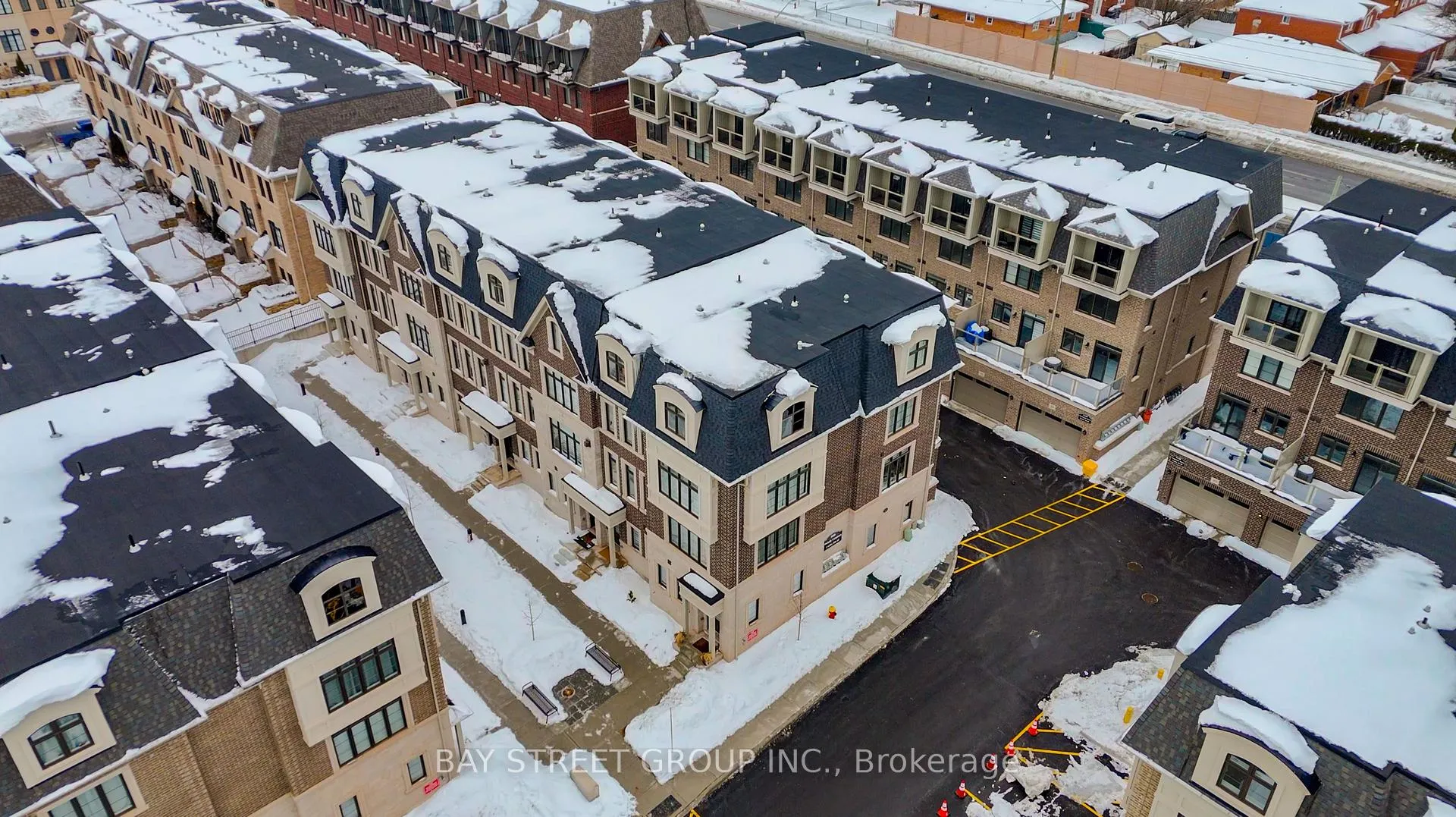 Photo 39 of Unit 34, 280 Melody Common, Oakville, River Oaks — HOMEH