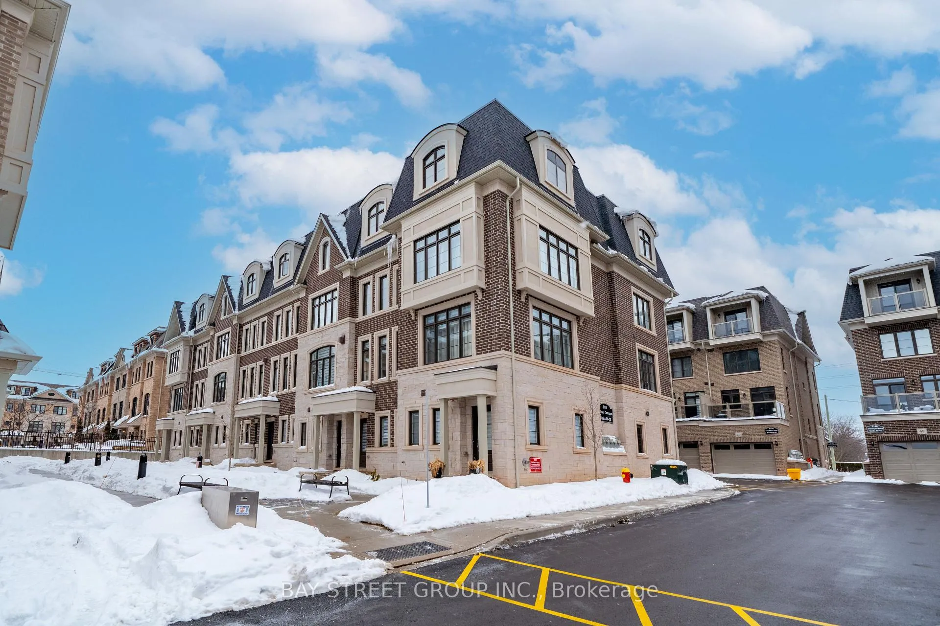 Photo 41 of Unit 34, 280 Melody Common, Oakville, River Oaks — HOMEH
