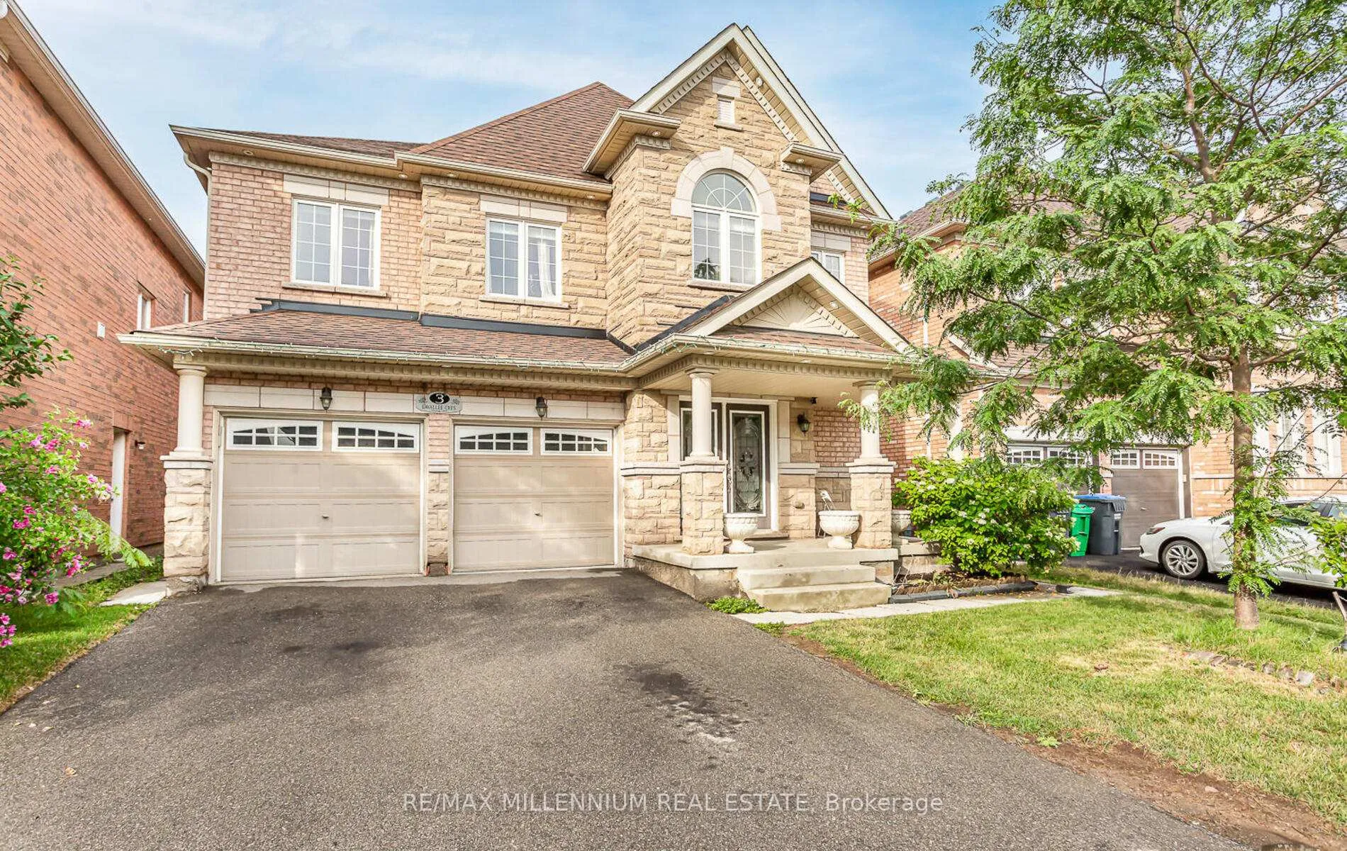 Photo 3 of 3 Lavallee Crescent, Brampton, Credit Valley — HOMEH
