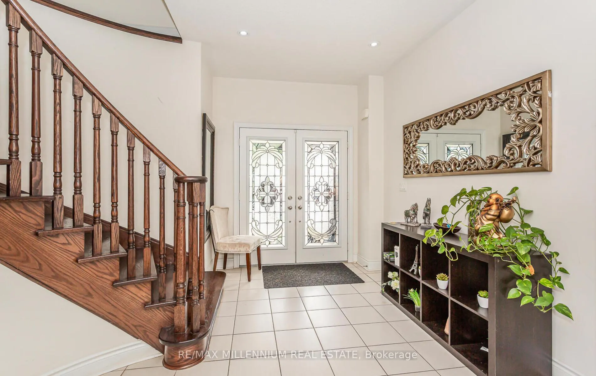 Photo 5 of 3 Lavallee Crescent, Brampton, Credit Valley — HOMEH